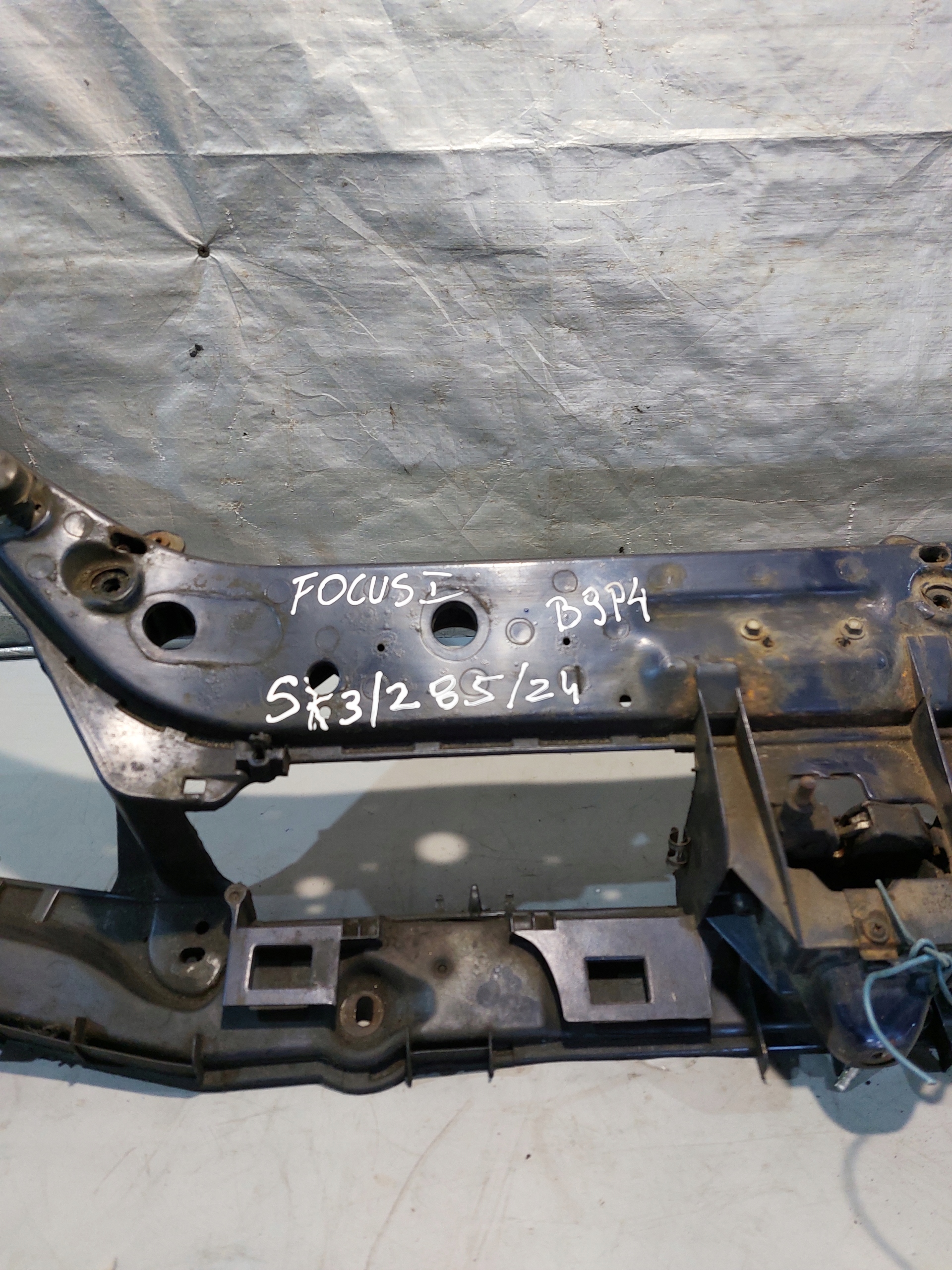 support panel for radiators pillar FORD FOCUS MKI MK1 LIFT
