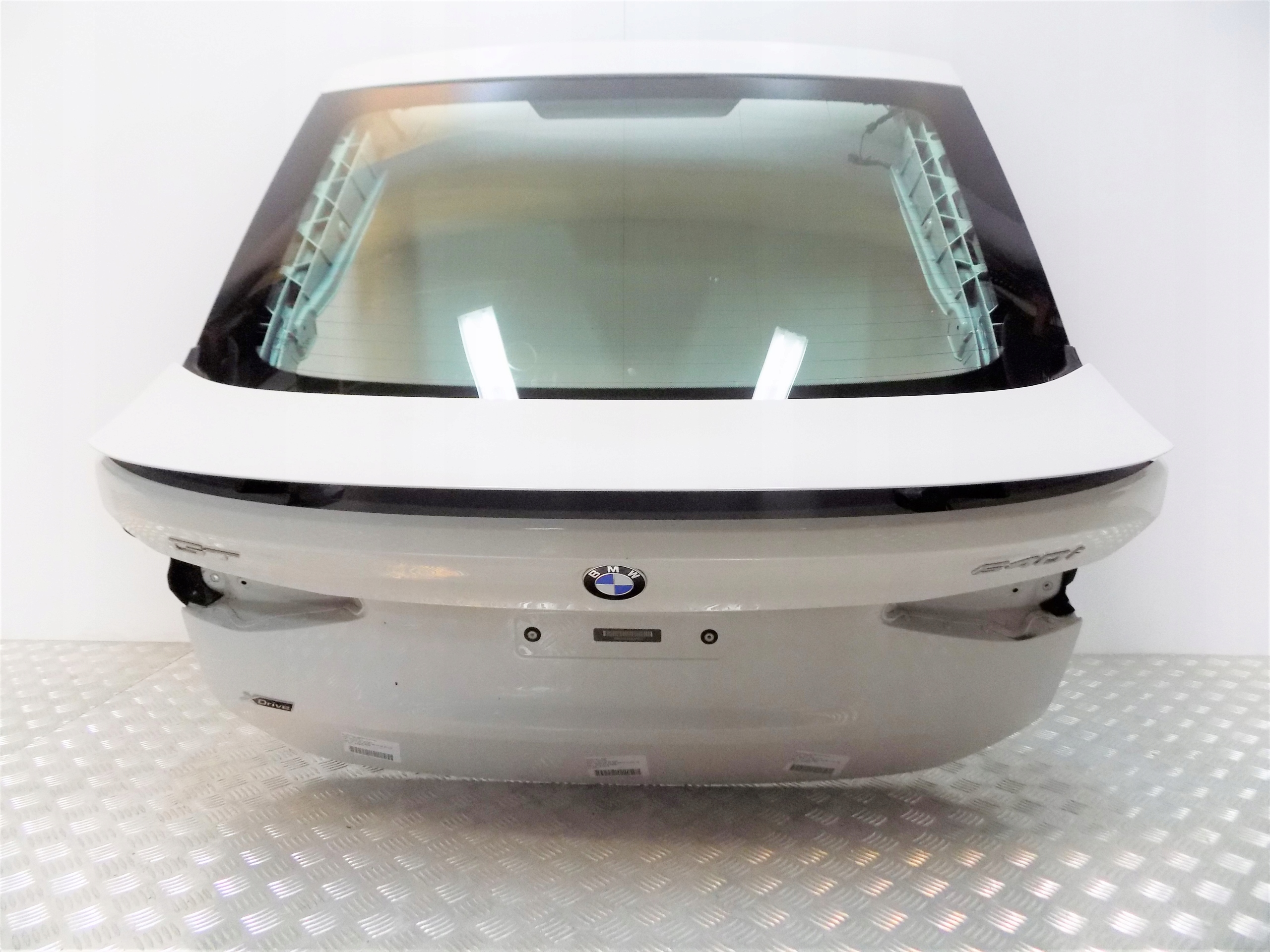 BMW 6 G32 KLAPA BAGAŻNIKA A300 Numer katalogowy części BMW 6 G32 A300