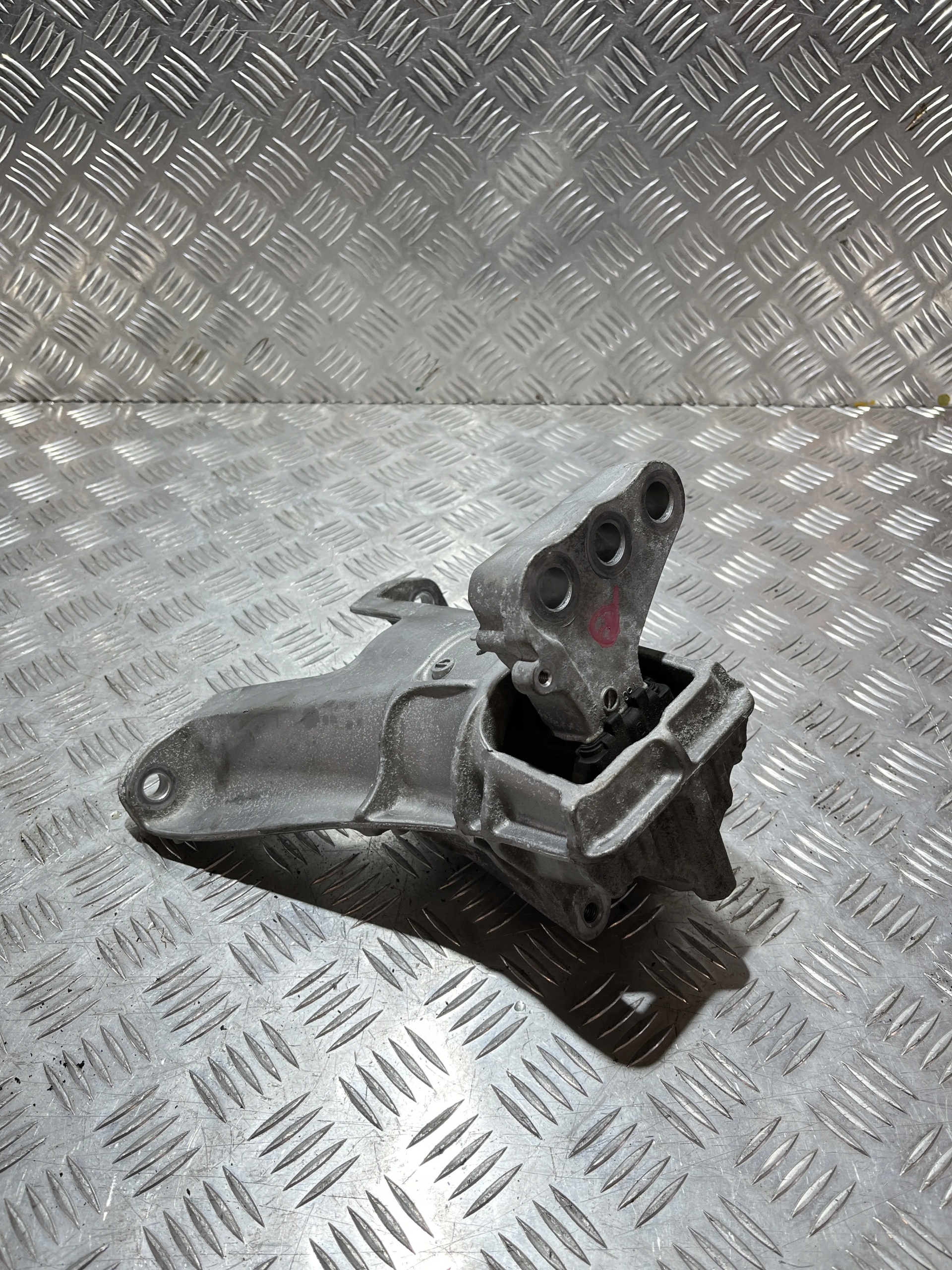 лапа подушка Двигателя Honda Civic XI 21- 2.0 e: