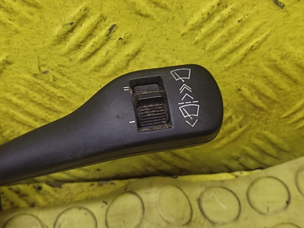 BMW E46 steering wheel levers and controls 61318377488