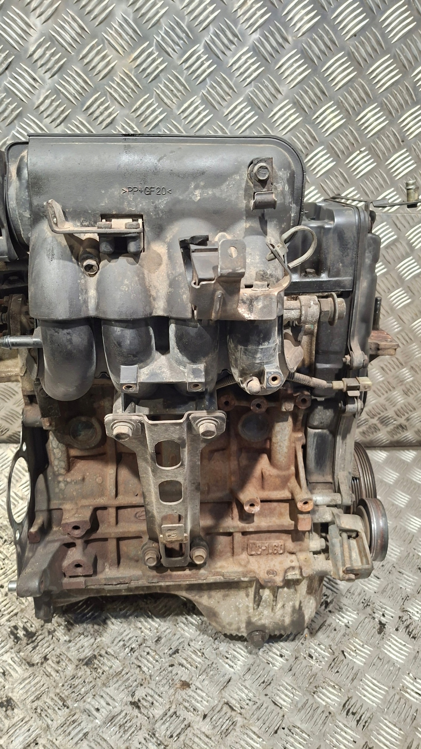 engine pillar HYUNDAI COUPE II 1.6 G4ED