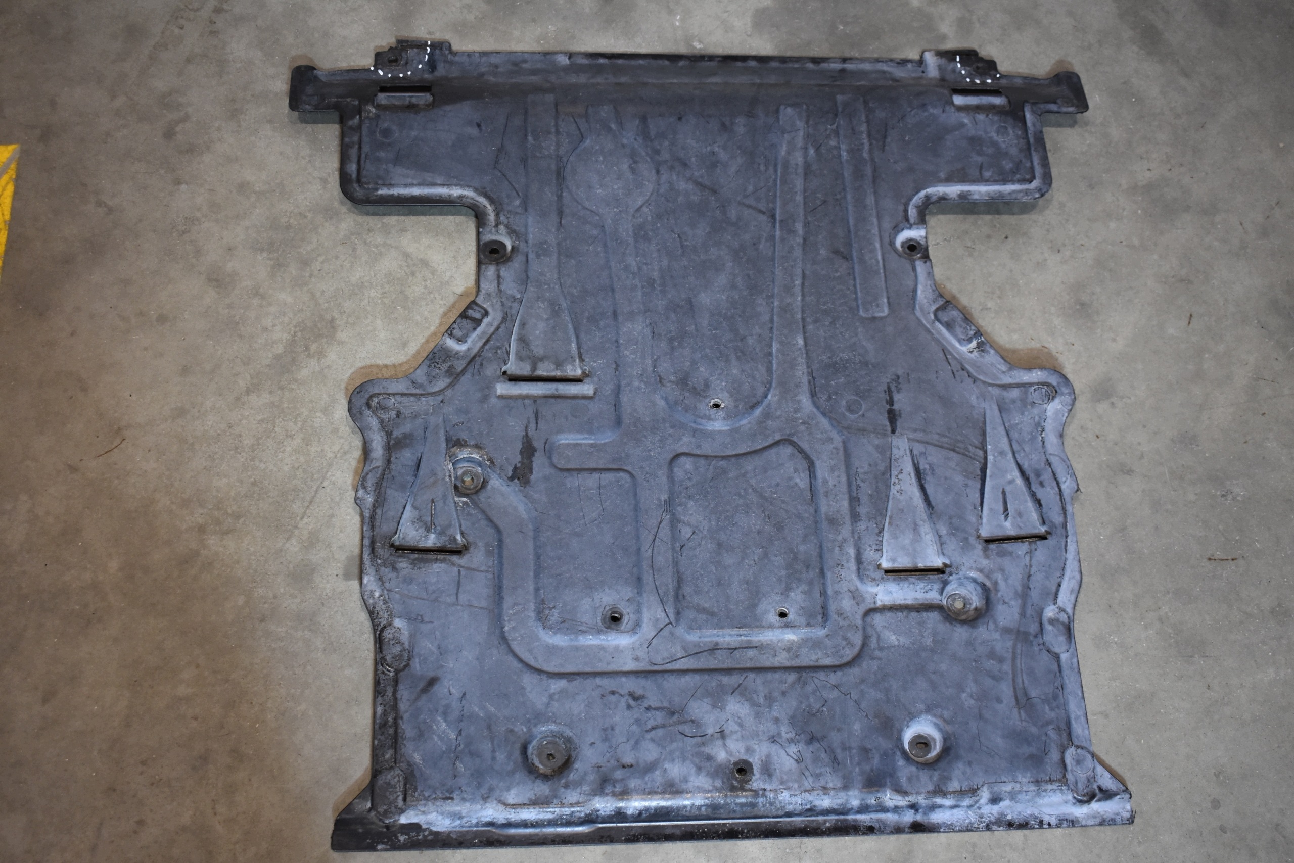 cover below engine MERCEDES GLS X167 GLE W167 1