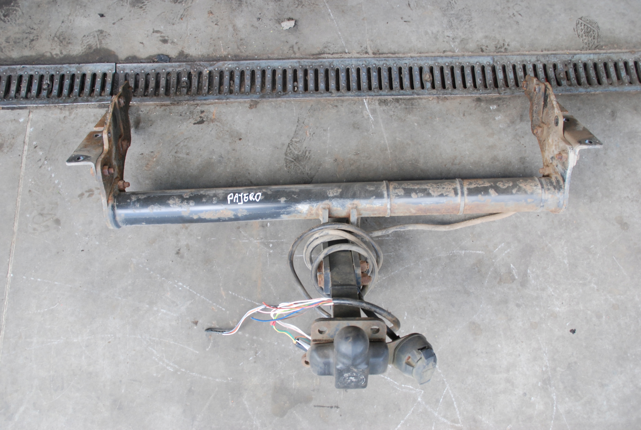 MITSUBISHI PAJERO IV HAK HOLOWNICZY 06- Producent Witter