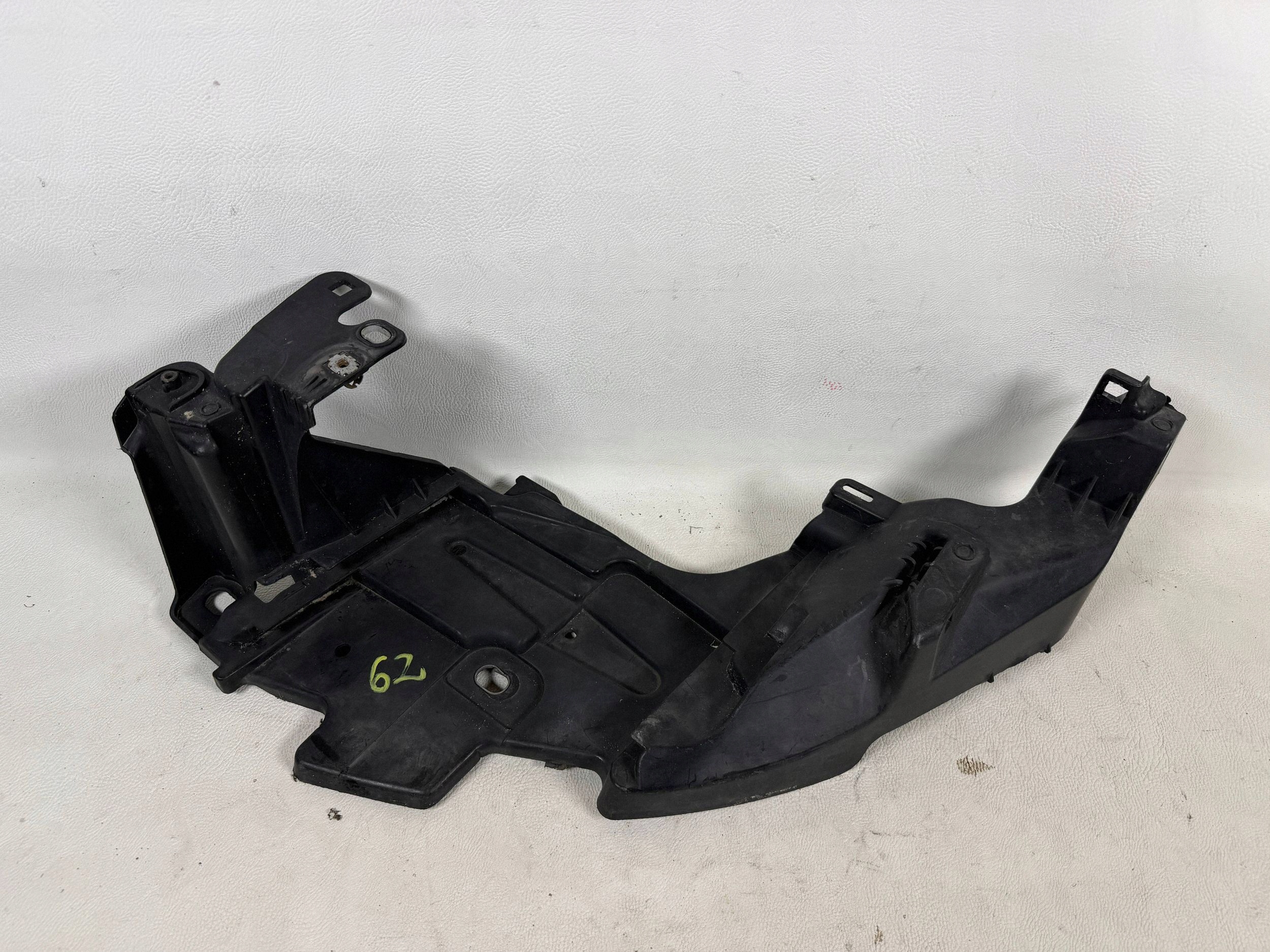 Renault Megane 3 III 08- bracket left lights rear light holder