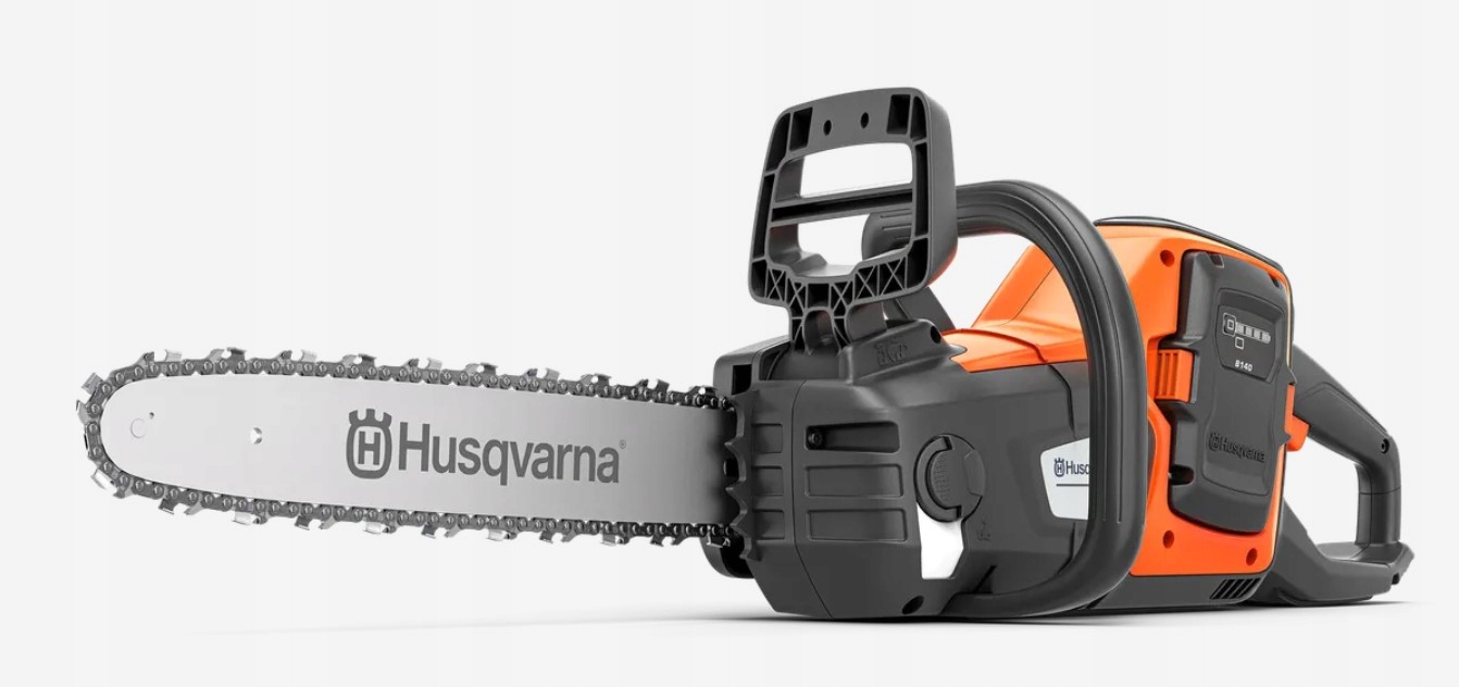 Husqvarna 230i akumulátorová řetězová pila baterie nabíječka