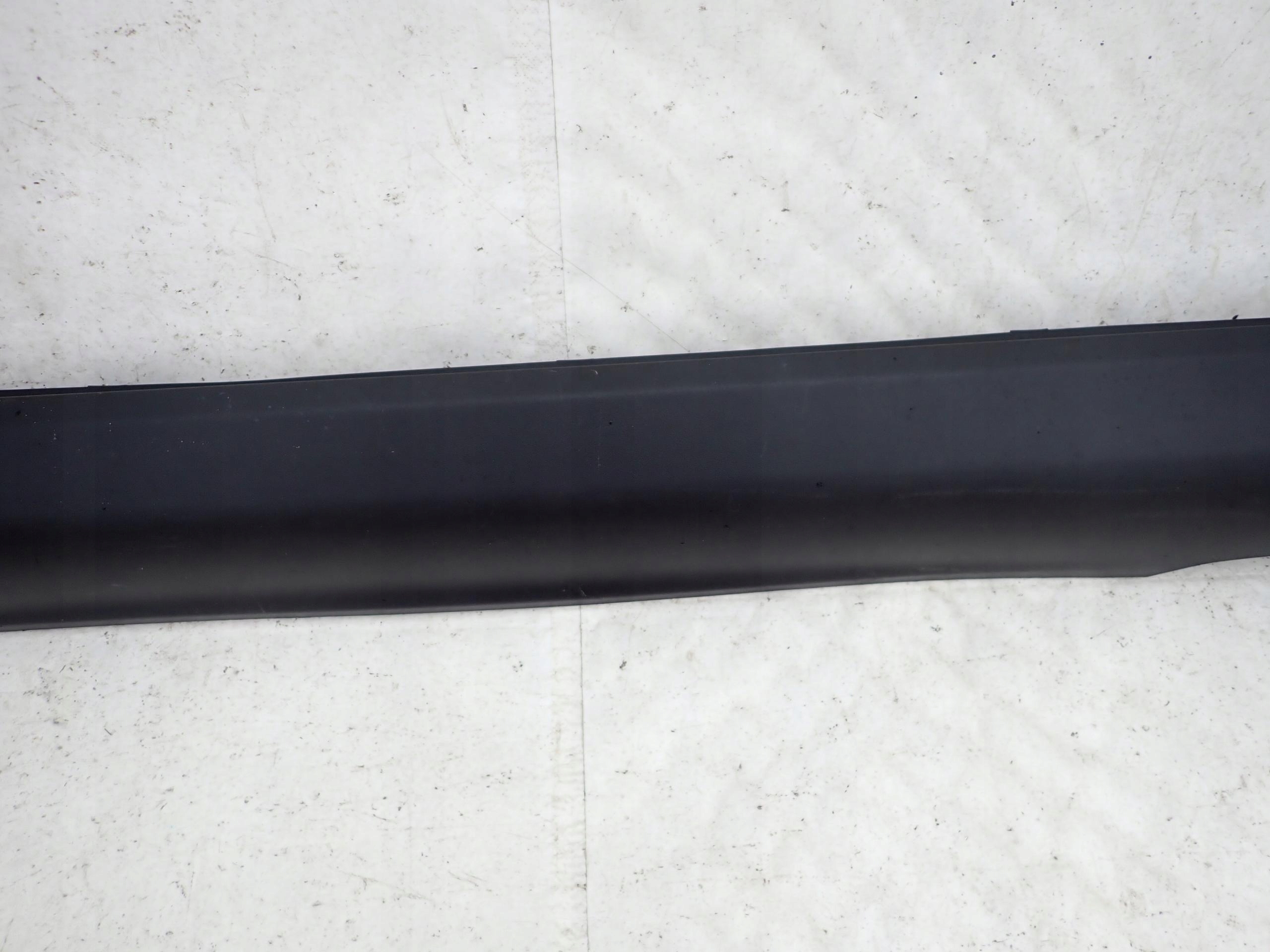 VOLVO XC60 and 08-13 moulding threshold left threshold left
