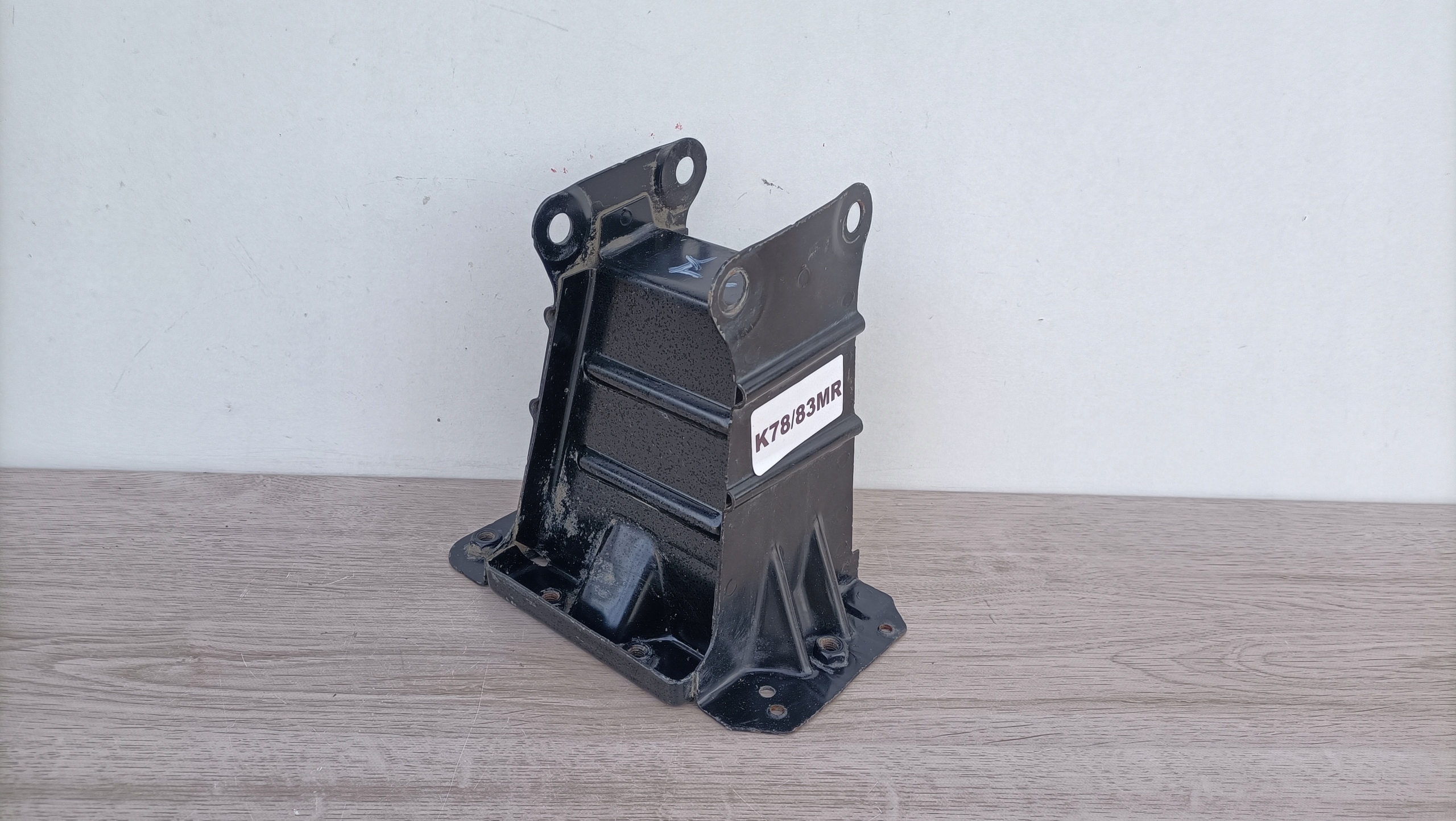 MERCEDES A-KLASA 169 left beam tip front bracket of a bumper K78/83MR