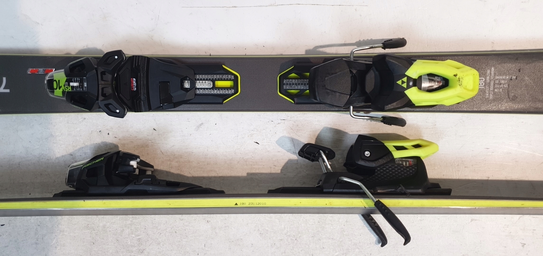 Narty FISCHER RC ONE 78GT dł. 180 cm 2023 STAN BDB Model RC ONE 78GT