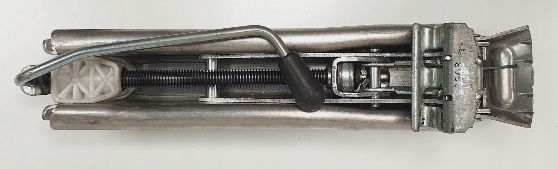 ДОМКРАТ ПІДЙОМНИК SEAT IBIZA III 6L 6Q0011031D