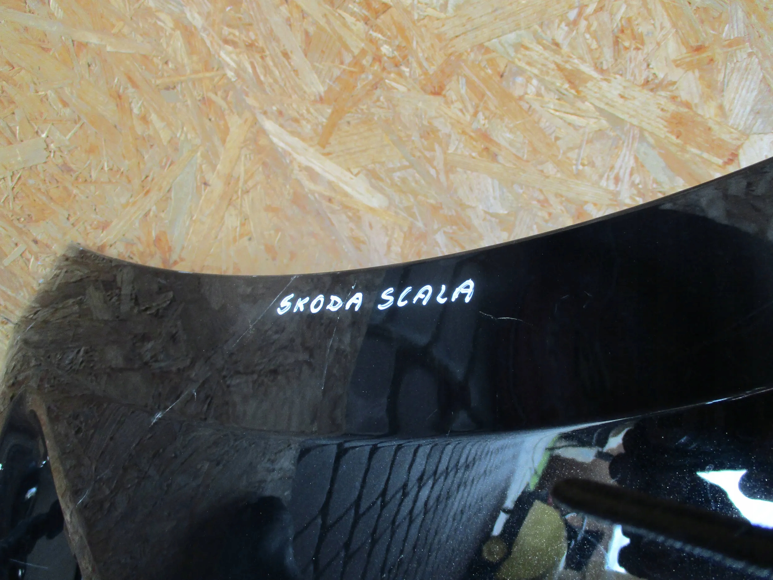 nárazník předek přední SKODA SCALA 657