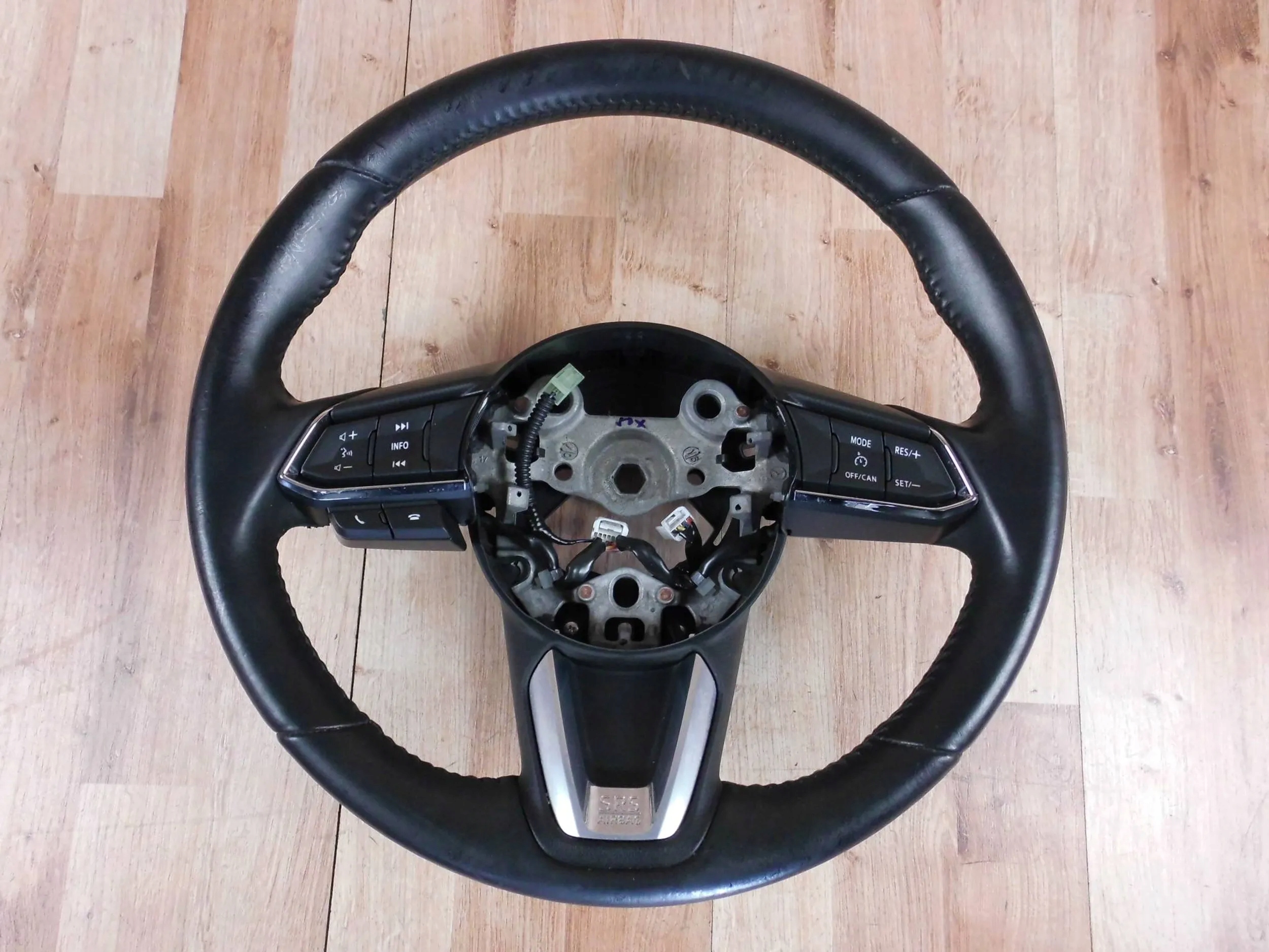 Mazda CX-5 II KF 2017-2020 Volant B63M