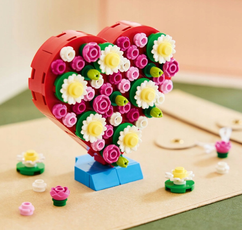 Lego Dla Niej 4086-7 Litery pełne miłości Love serce 0344 Walentynki 8+