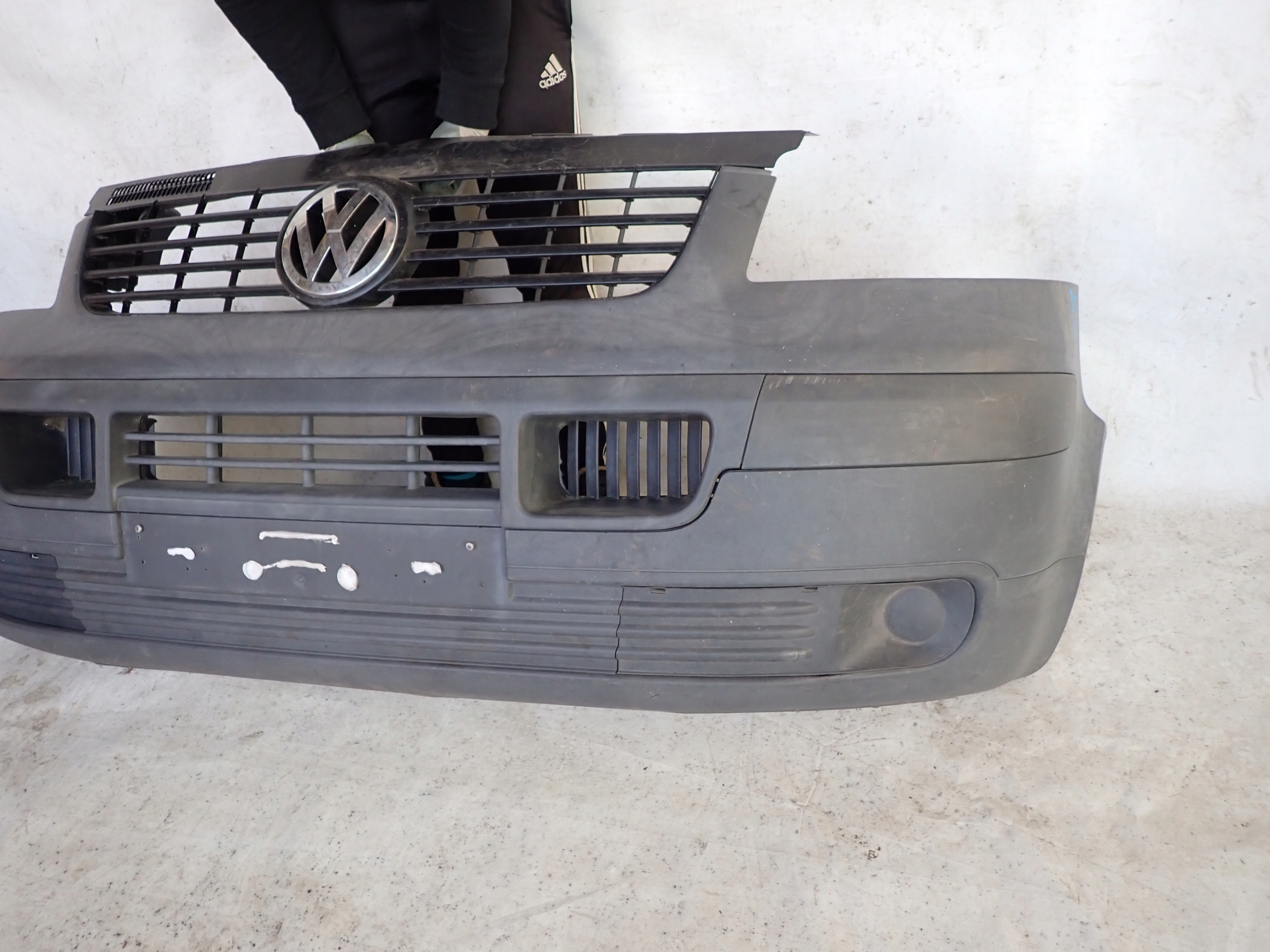 VW T5 7H 03- nárazník předek přední