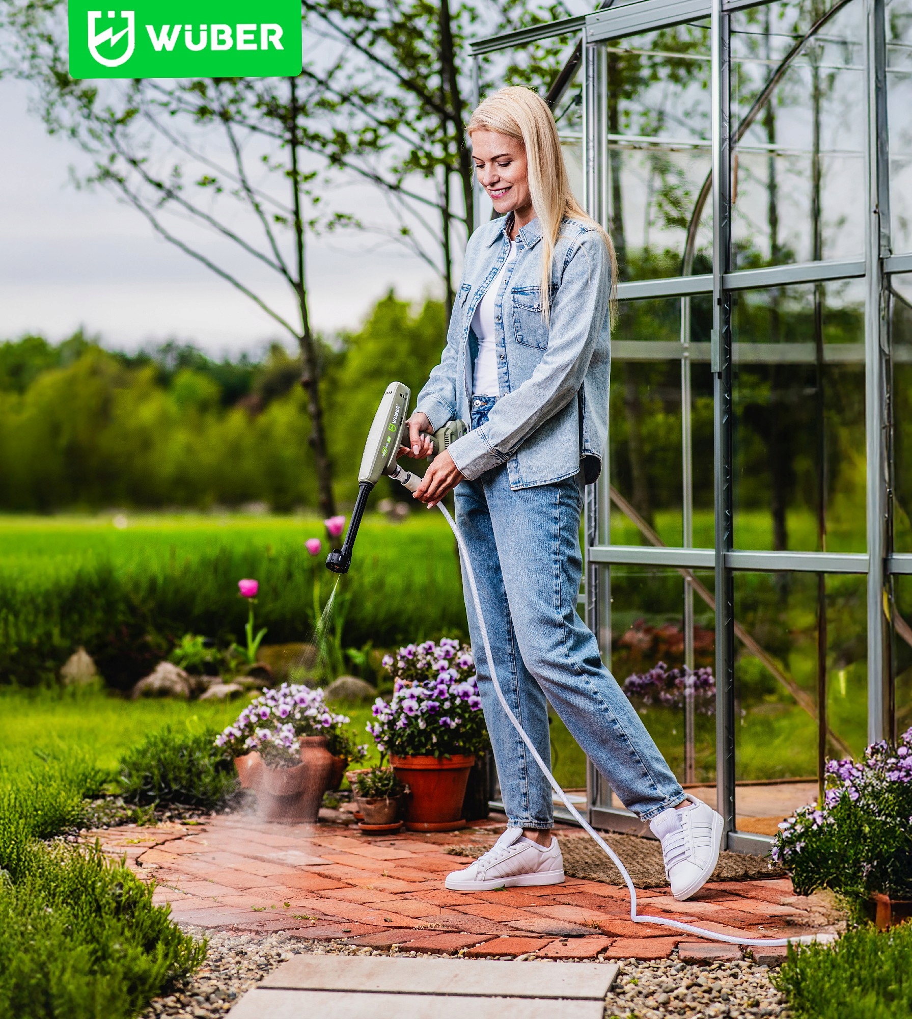 MYJKA CIŚNIENIOWA AKUMULATOROWA OGRODOWA BEZPRZEWODOWA ELEKTRYCZNA ZESTAW Kod producenta W04321 MYJKA CIŚNIENIOWA AKUMULATOROWA WUBER