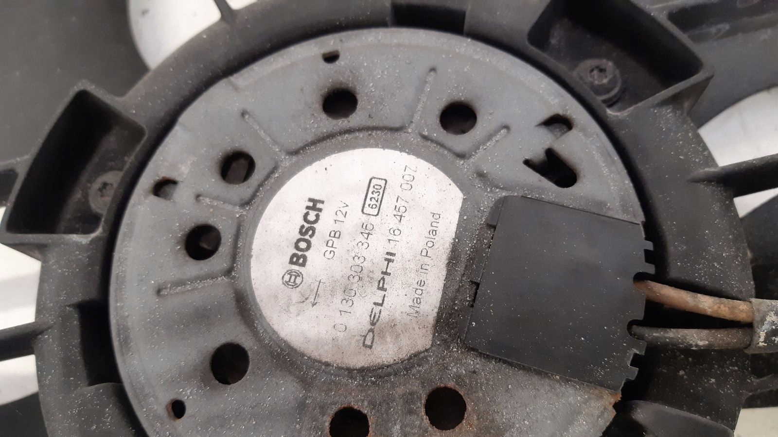 ventilátor chladiče Opel Astra J 2,0 CDTI