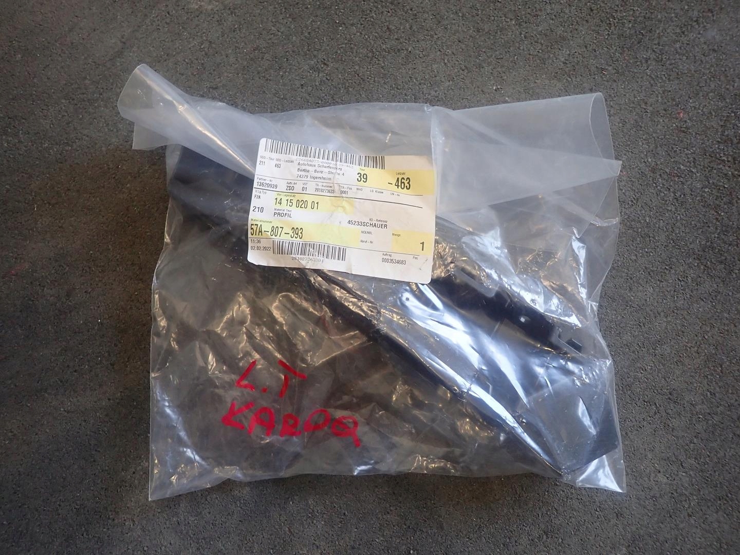 bumper bracket left rear part SKODA KAROQ 2017