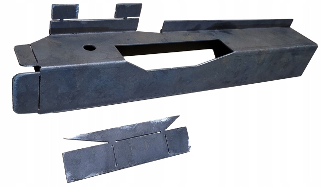 Oprava Boudy Pro Upevnění Karoserie K Rámu Daihatsu Feroza Levá Poslední