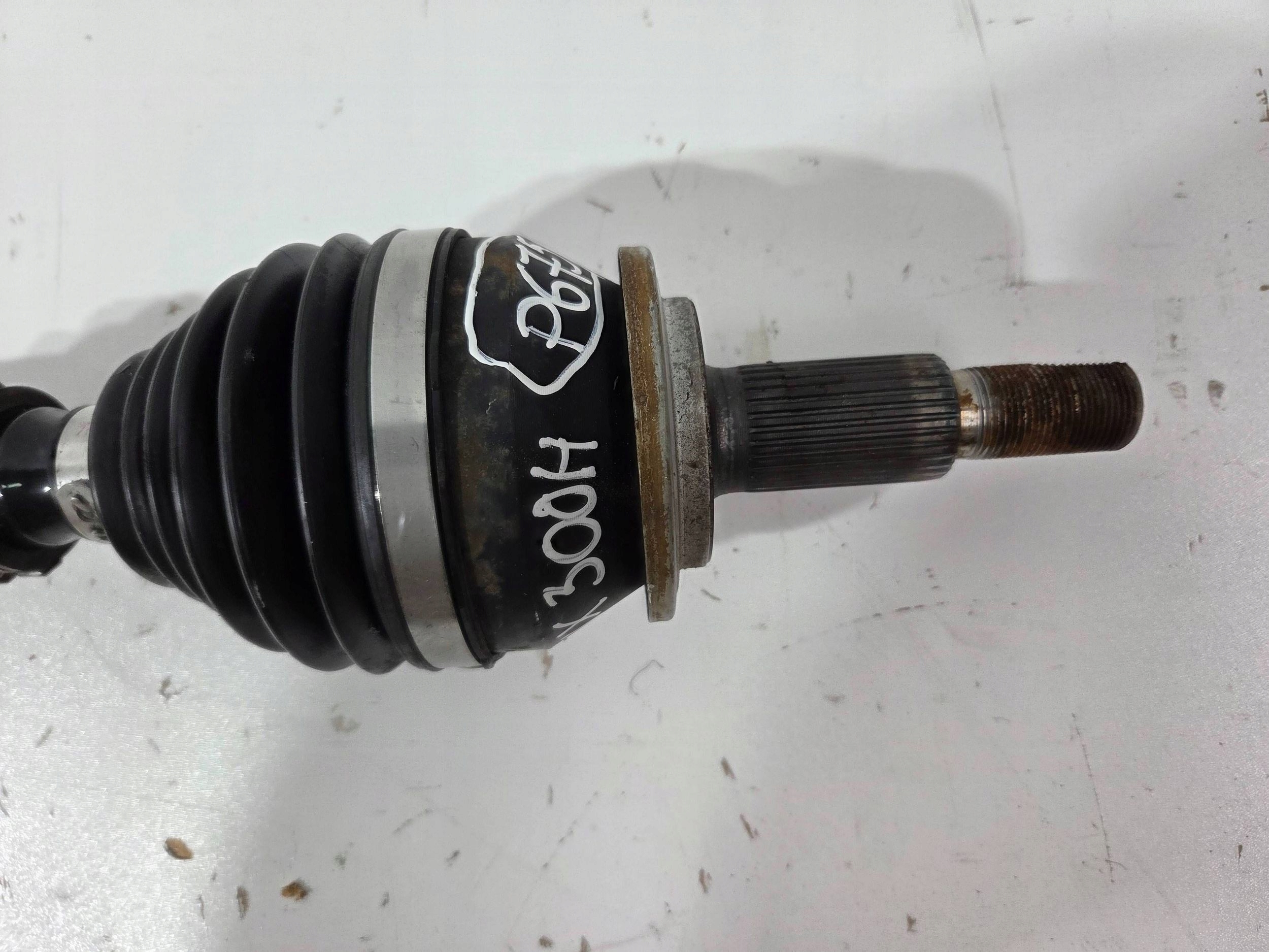 Lexus NX 300H semi-axis front right 4341078010 (P675)