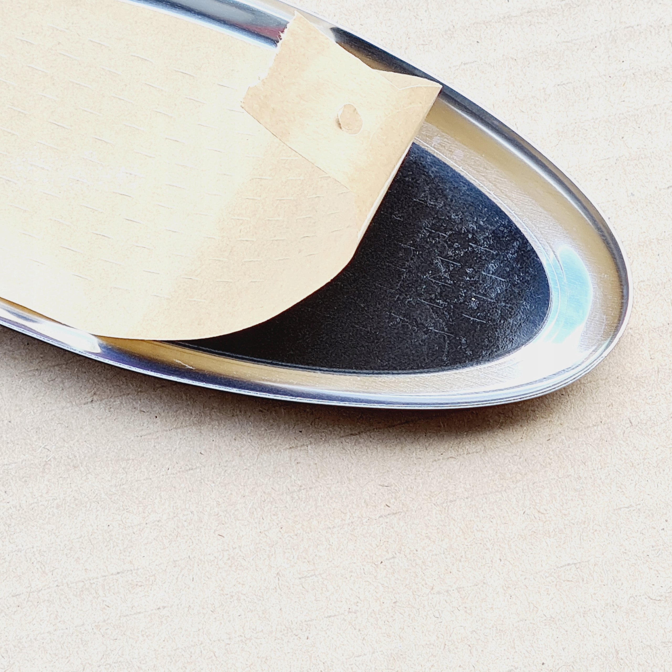 FORD FIESTA MK7 2008-2012 ZNACZEK LOGO EMBLEMAT GRILL ORYGINAŁ Kolor niebieski