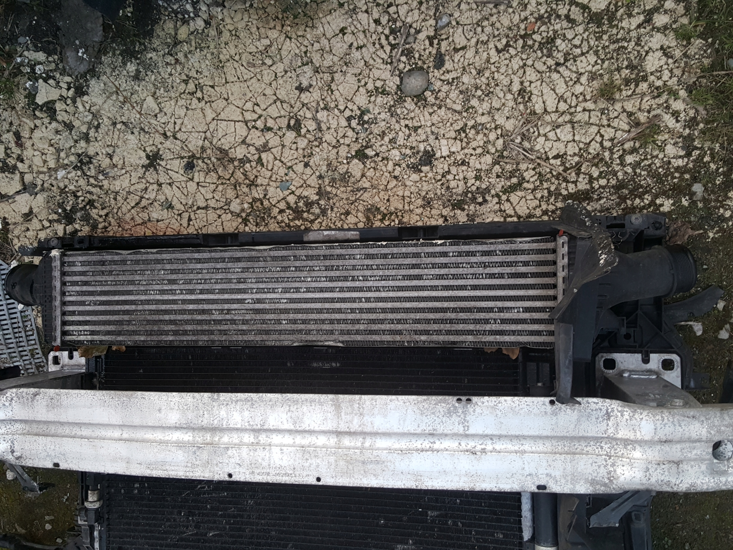 Kühler INTERCOOLER luft AUDI A4 B8 A5 A6 OE