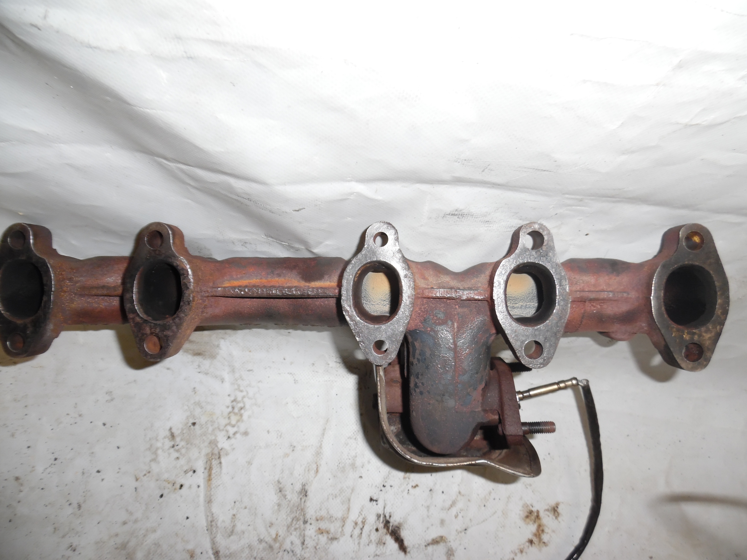 CRAFTER 2.5TDI exhaust manifold original