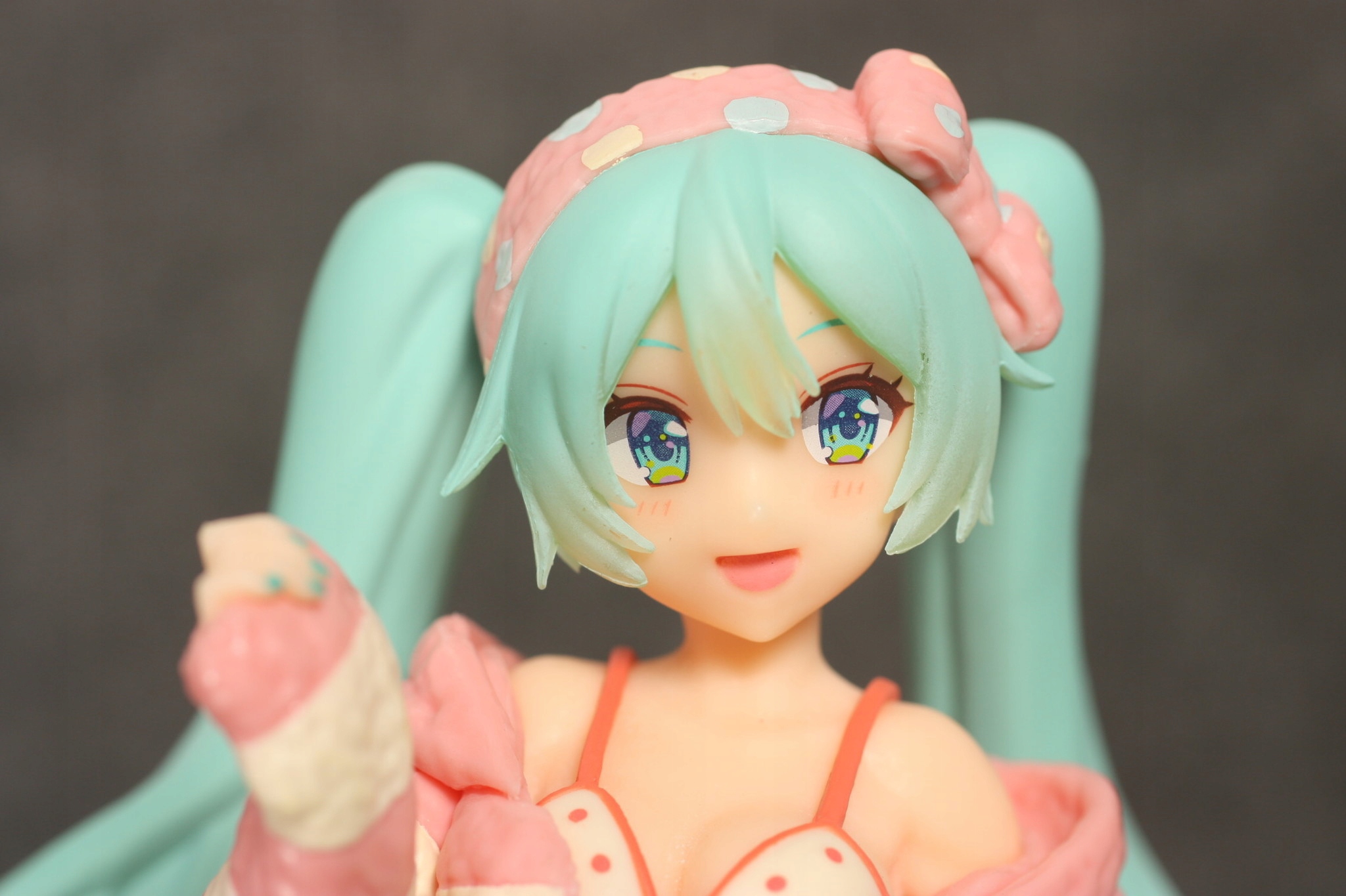 Figurka Anime Manga Hatsune Miku Room Wear Taito Wiek dziecka 4 lata +