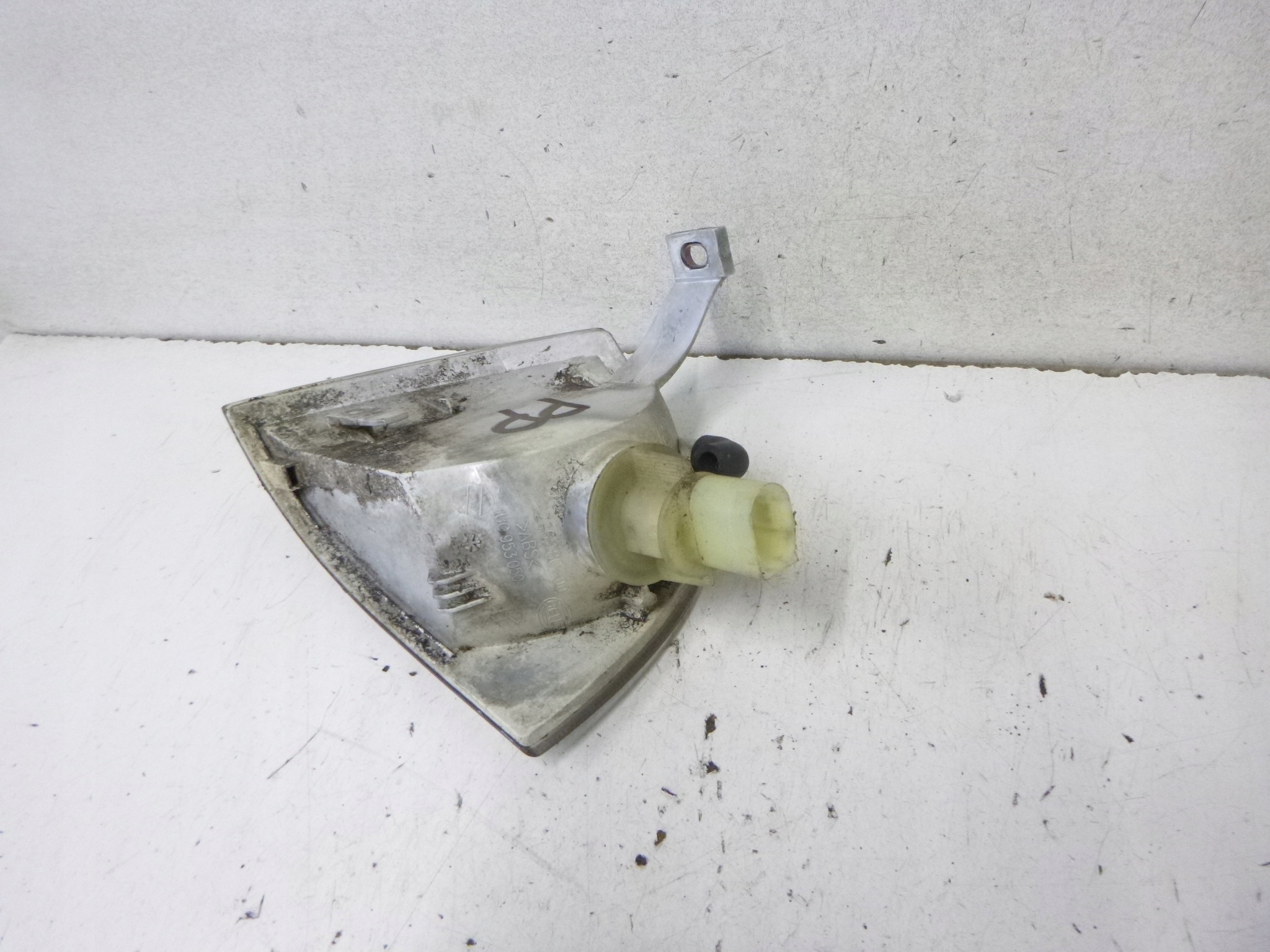 indicator right Skoda Octavia 2000r. 1U0953050