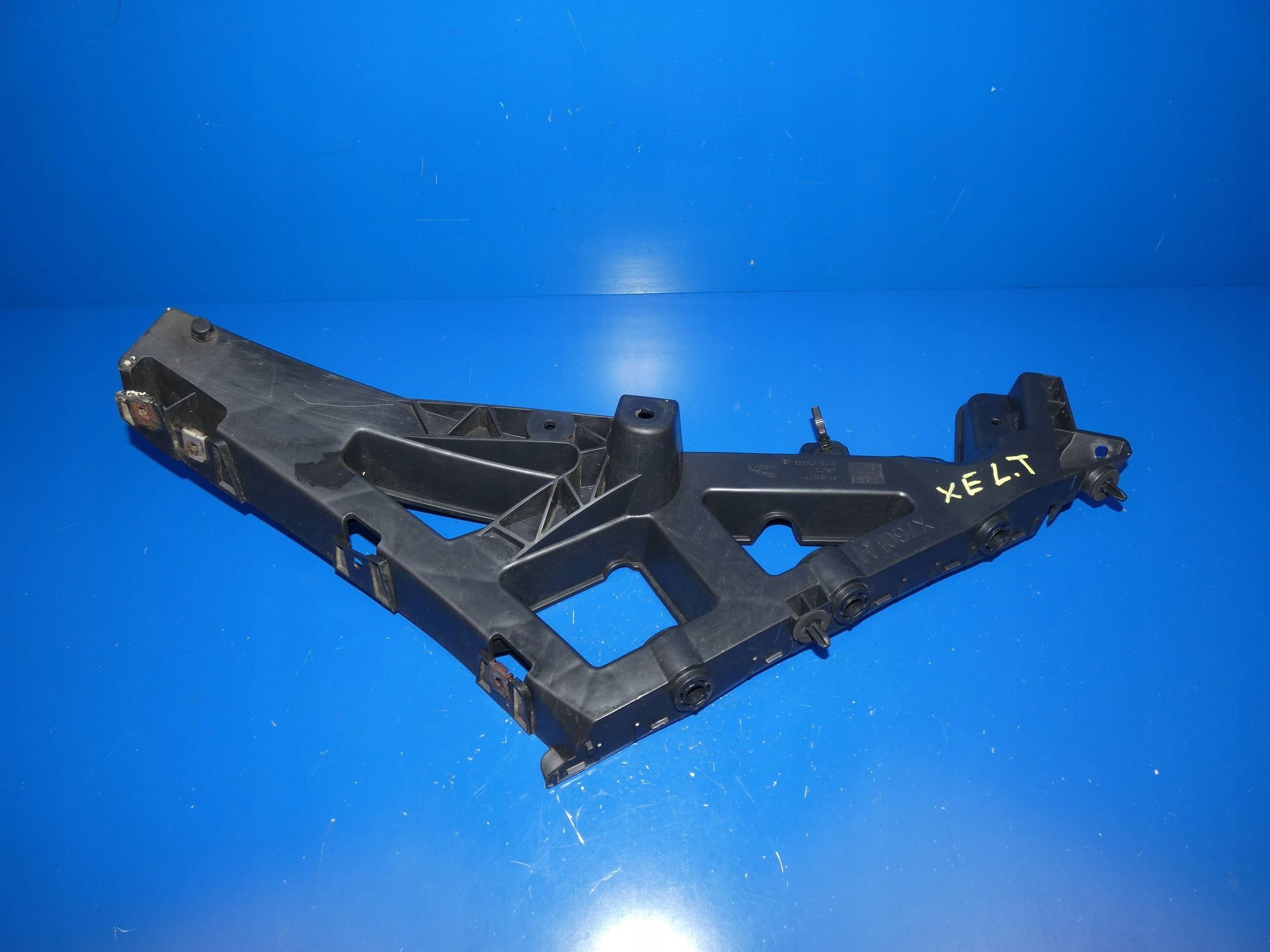 JAGUAR XE X760 support bracket of a bumper left rear part rear