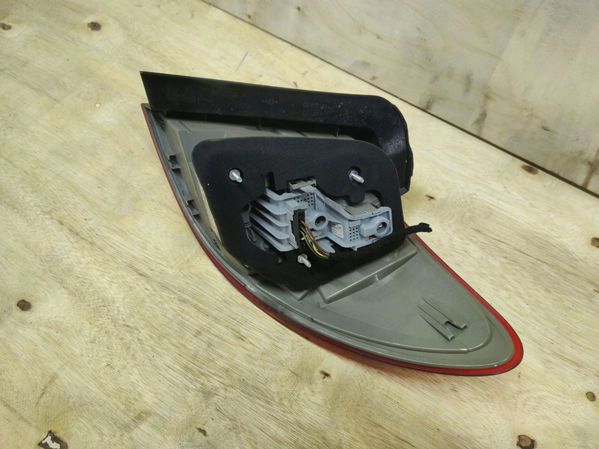 light rear left side Mercedes-Benz B W246 T246.242 2013 A2468200564