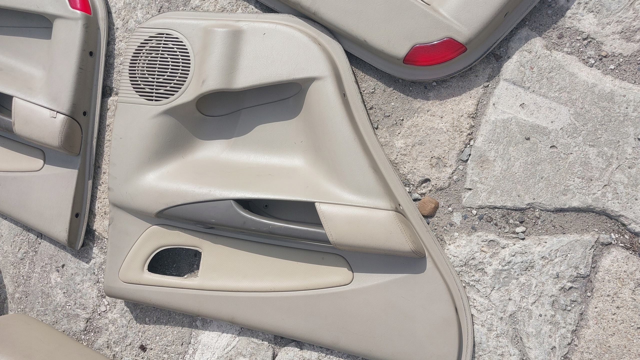 HYUNDAI TUCSON and 04-10 seats leather KOMPLET front left right seat side