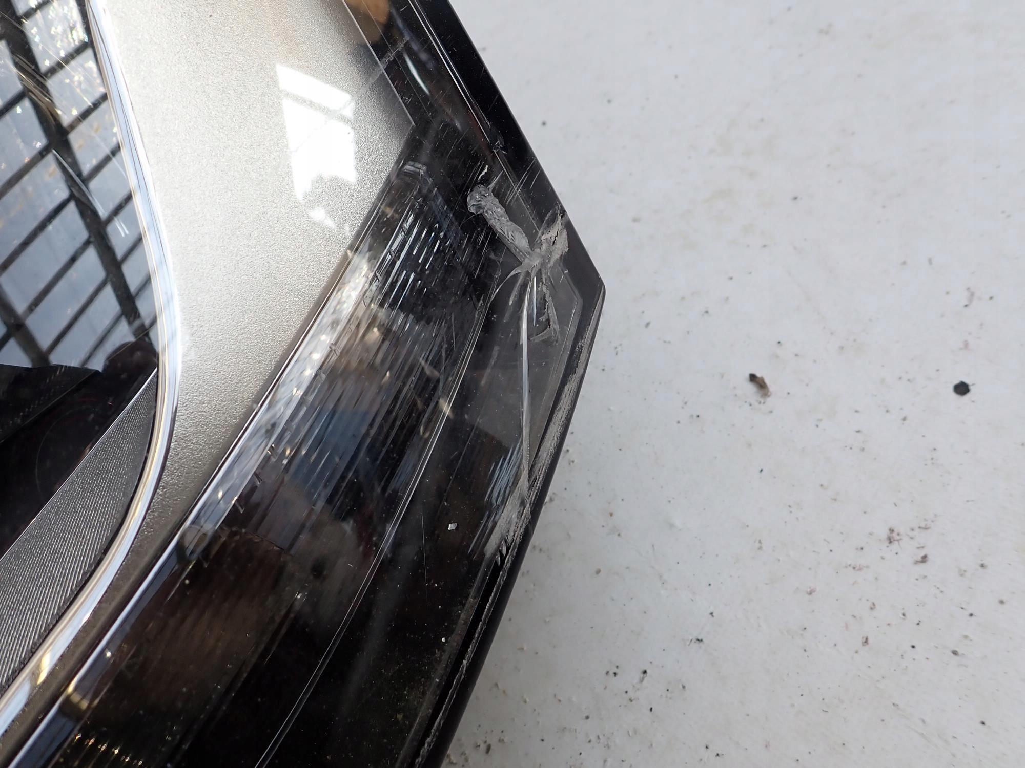 AUDI A4 B8 8K LIFT 11-15 PUSZKA light front front left