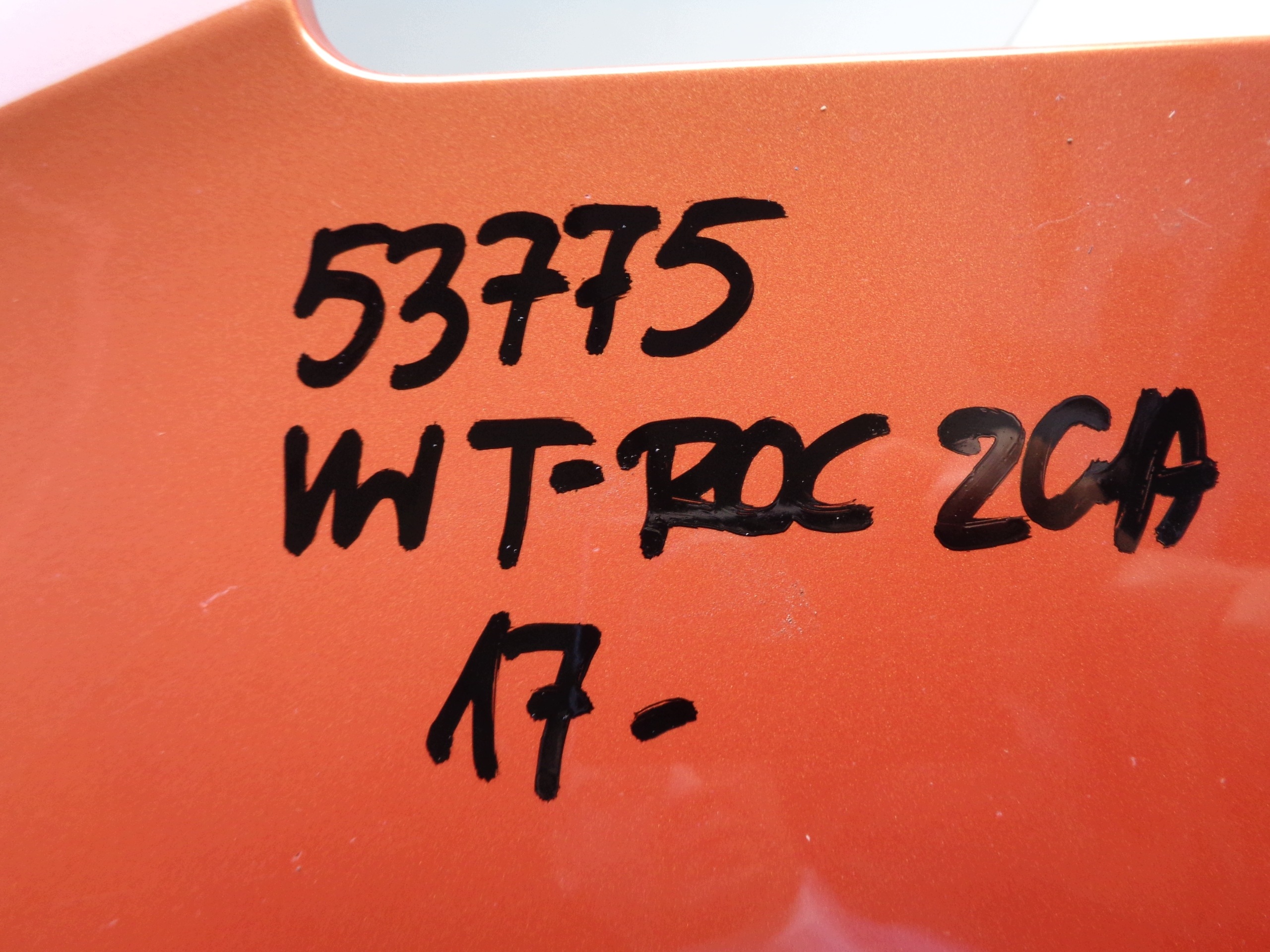 fender right front VW T-ROC 2GA 17- NR 53775