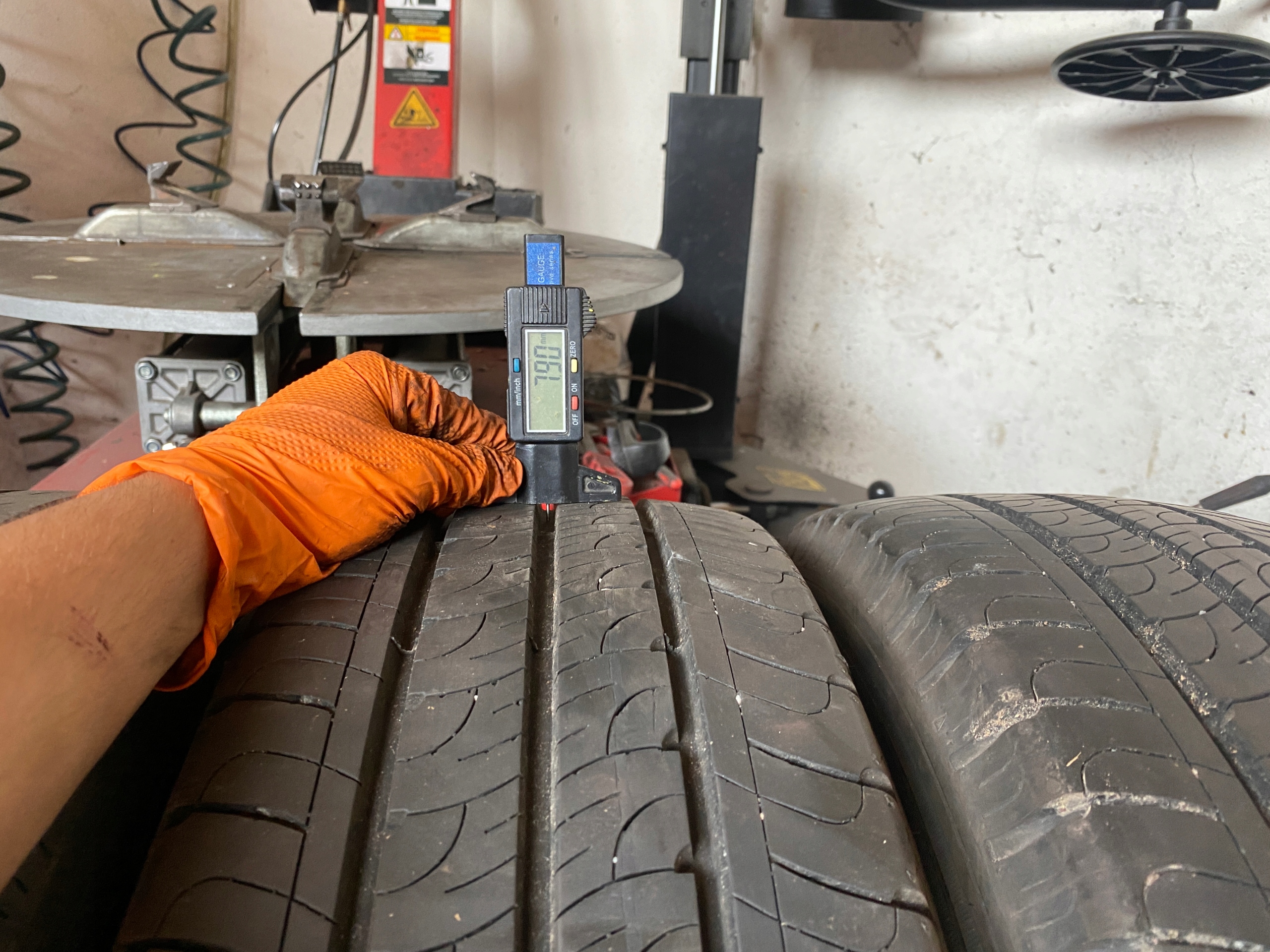 tyres summer 215/65R16C Goodyear EfficientGrip Cargo 7,5mm