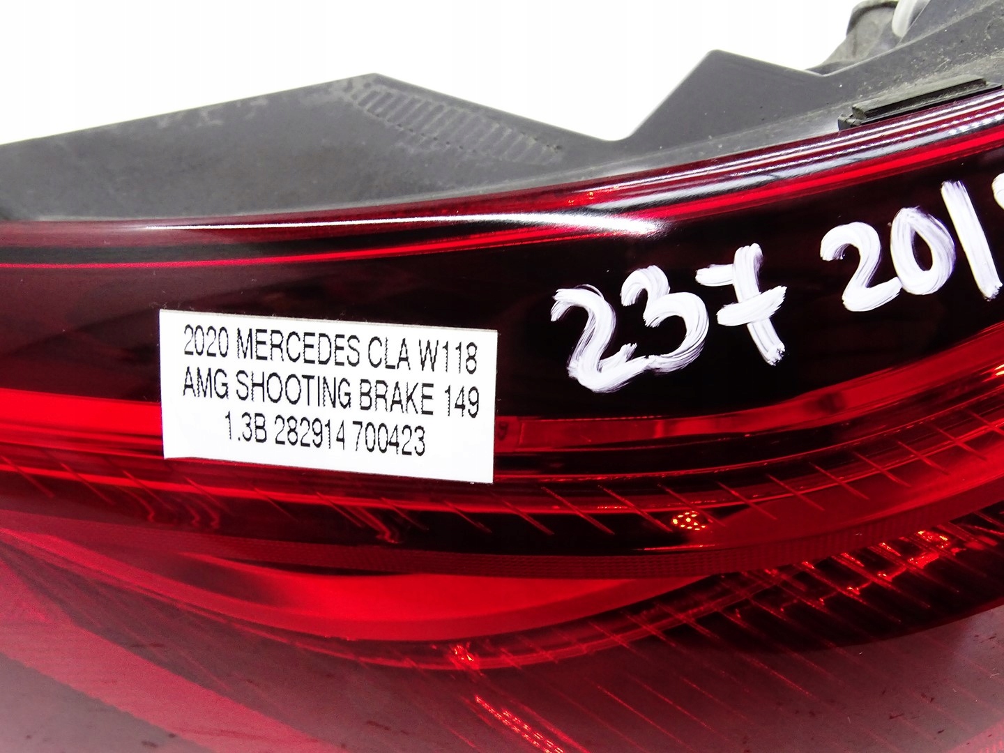 light left rear part left rear MERCEDES C118 W118 SHOOTING BRAKE