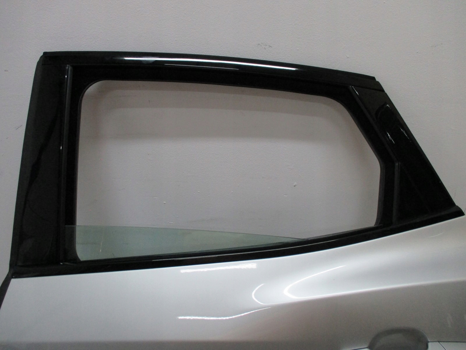 door right left rear. Jaguar E PACE EPACE 19R