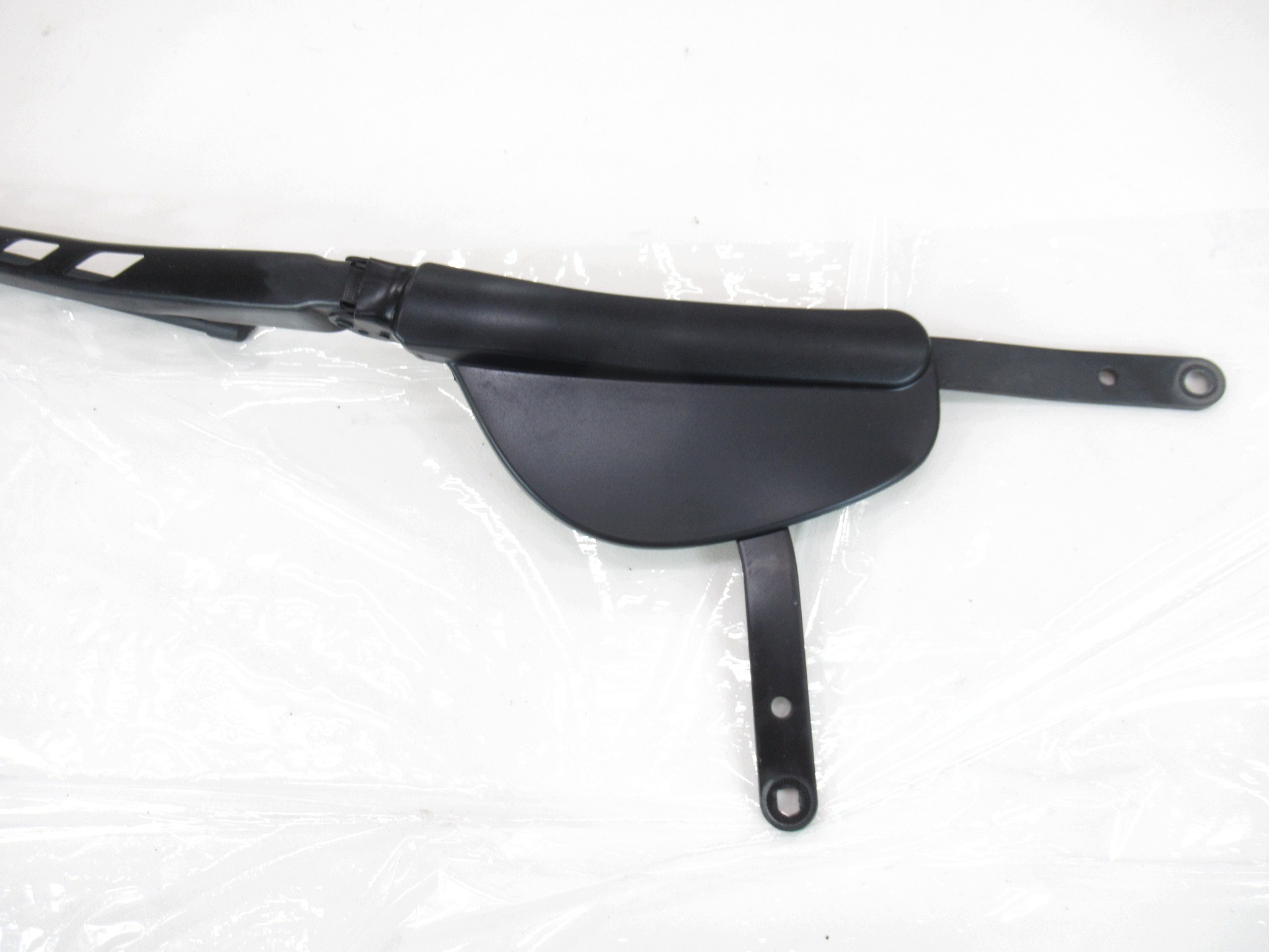wiper arm right front BMW e60 e61 sedan KOMBI EUROPA