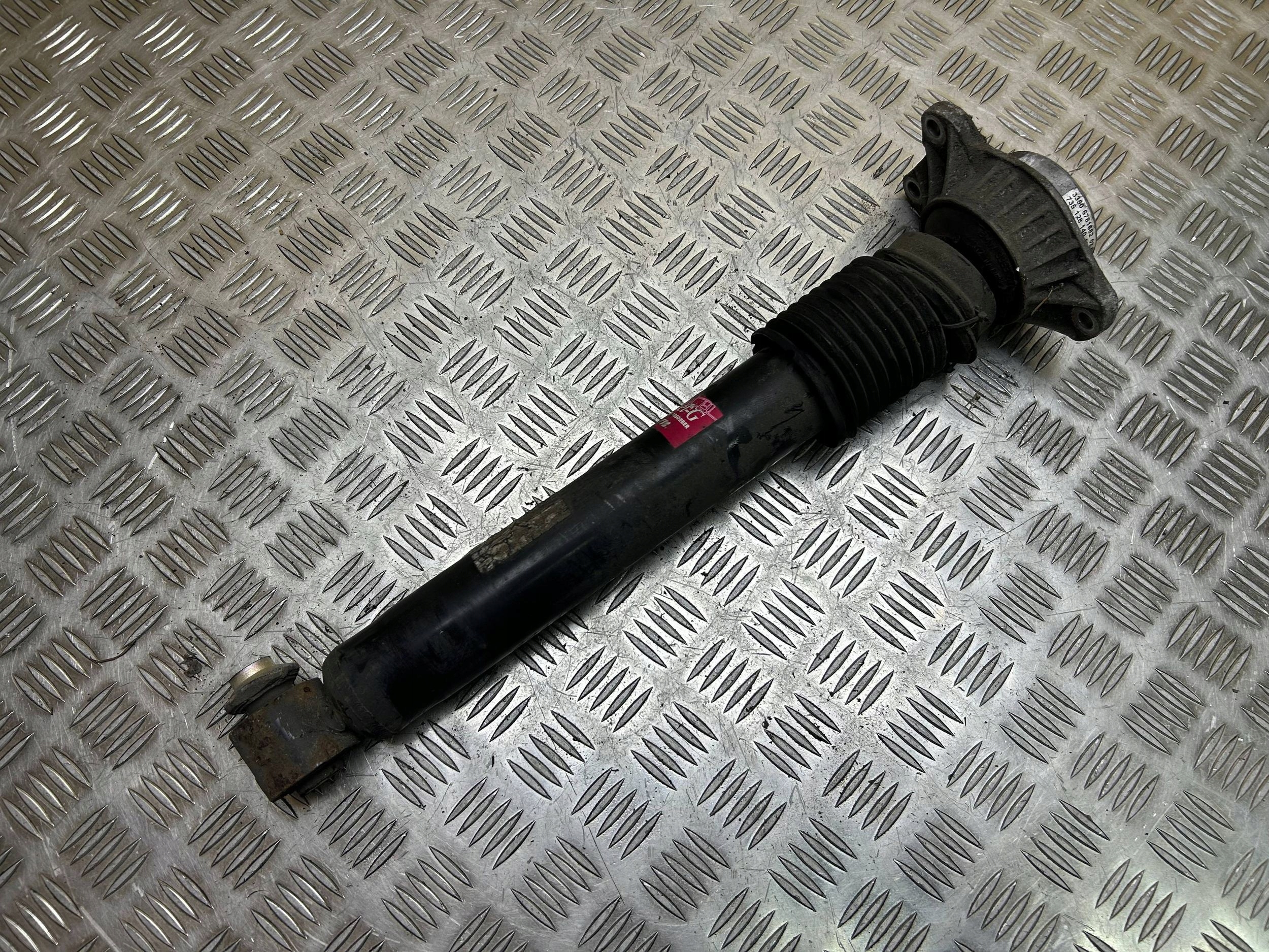 shock absorber rear BMW 5 F11 2011 6781682