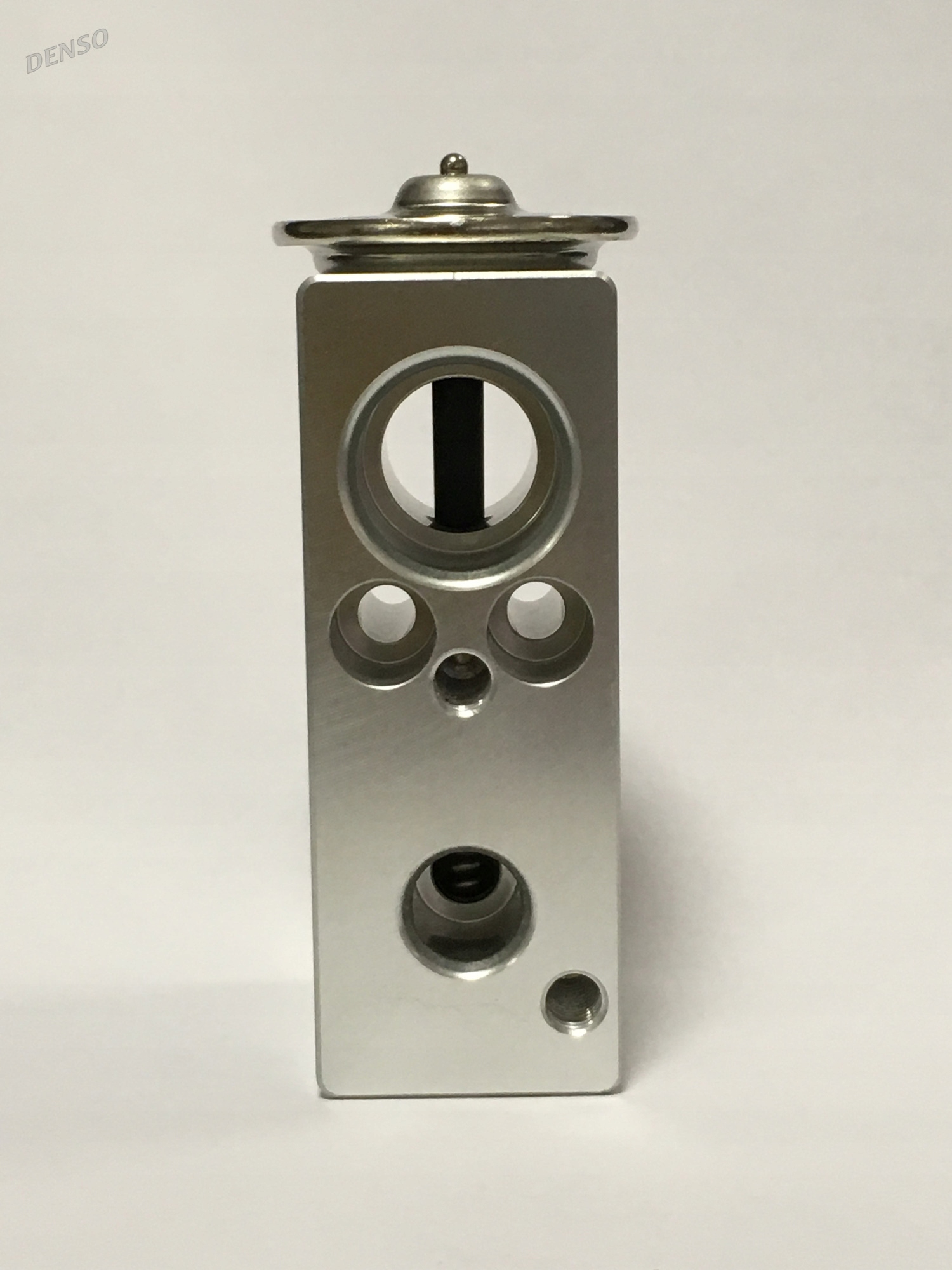 DYSZA DŁAWIĄCA RENAULT Producent części Denso