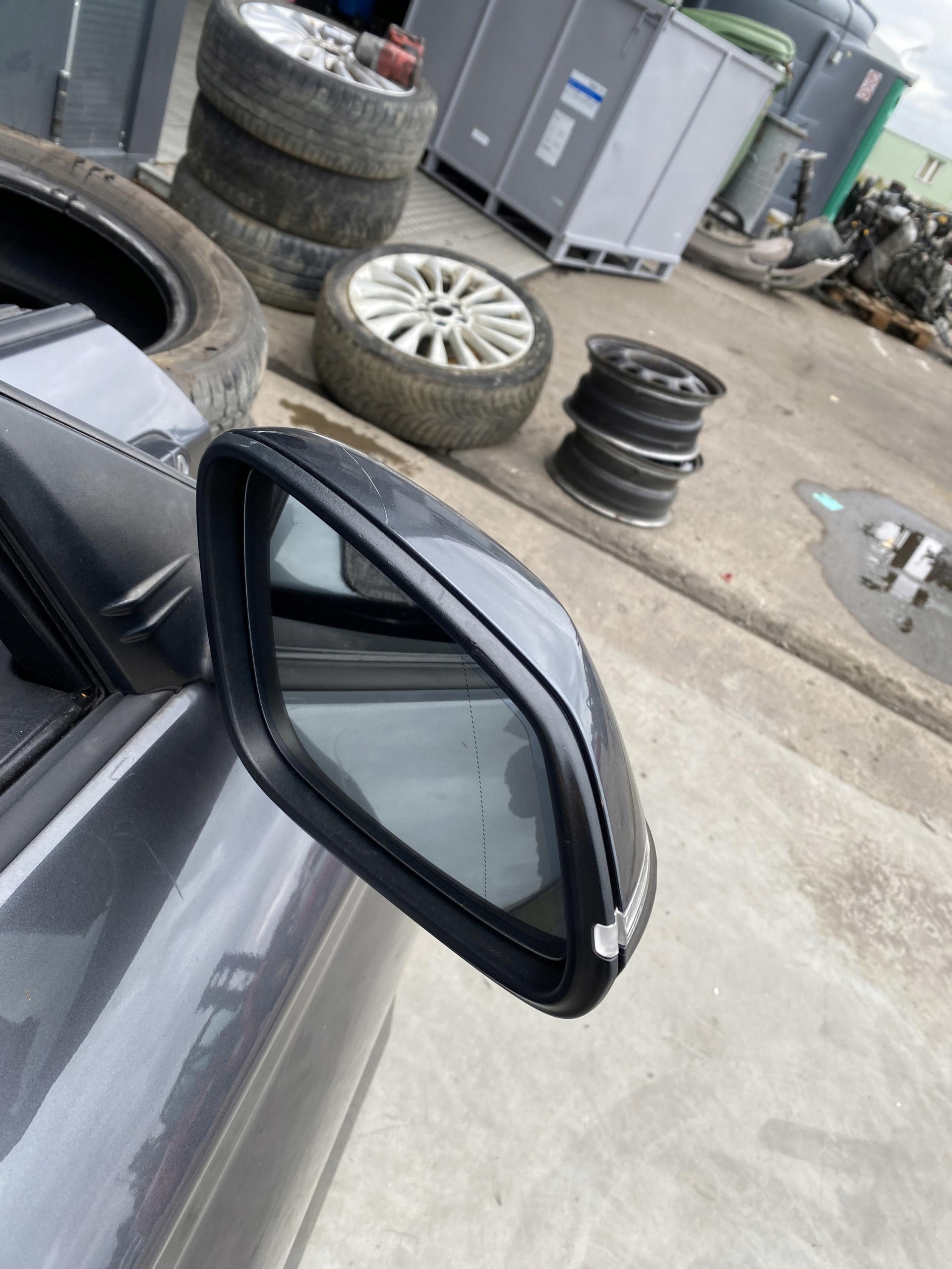 BMW 1 F21 lusterko prawe Strona zabudowy prawa
