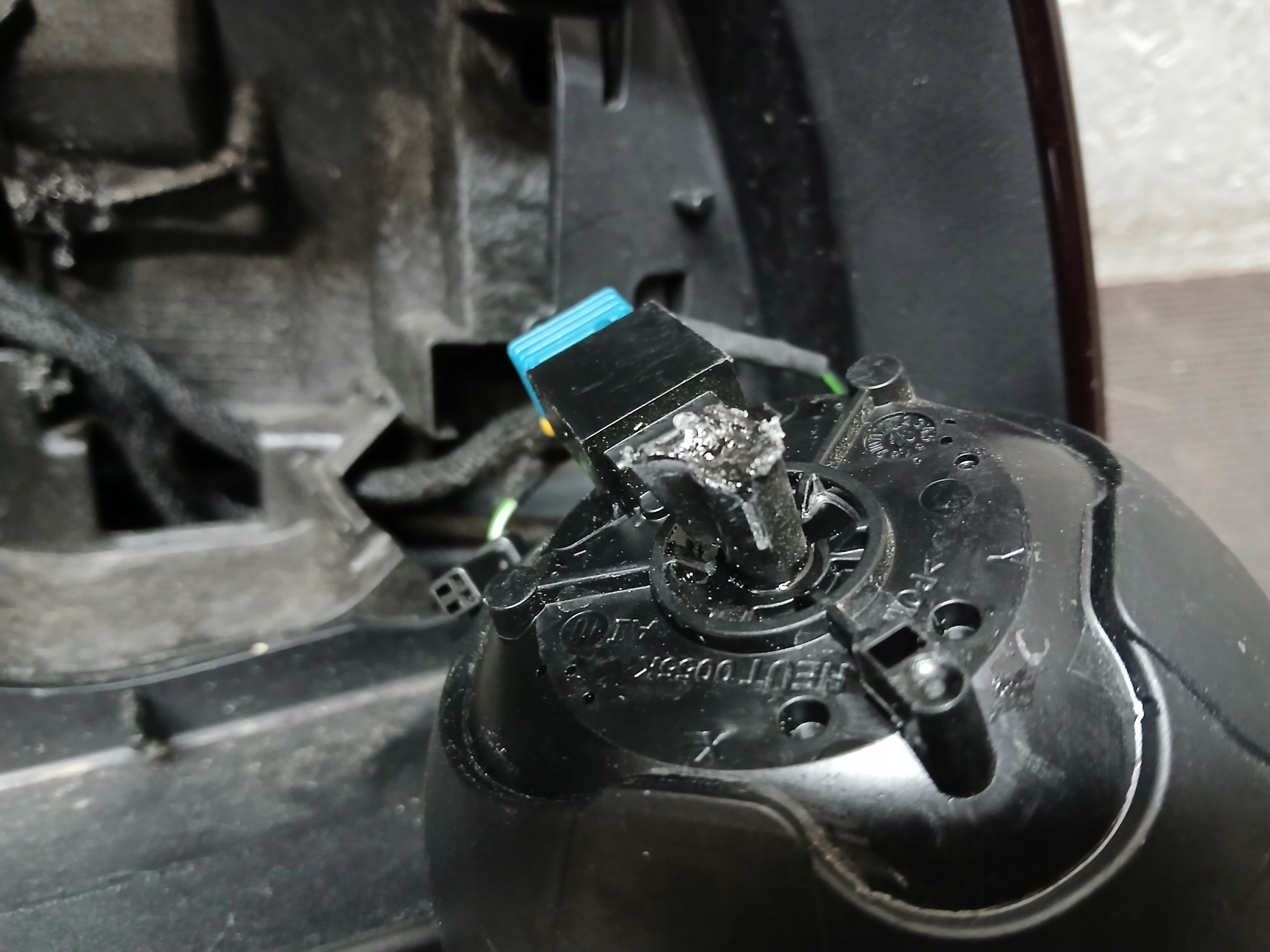 mirror right TESLA Y 10PIN