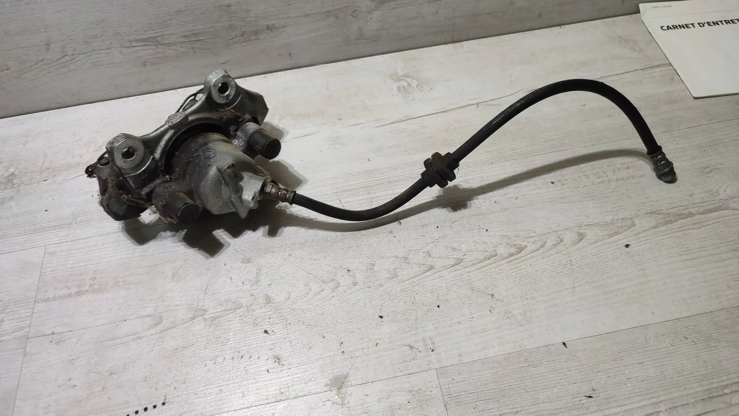 Dacia Logan II 2019r front side left caliper