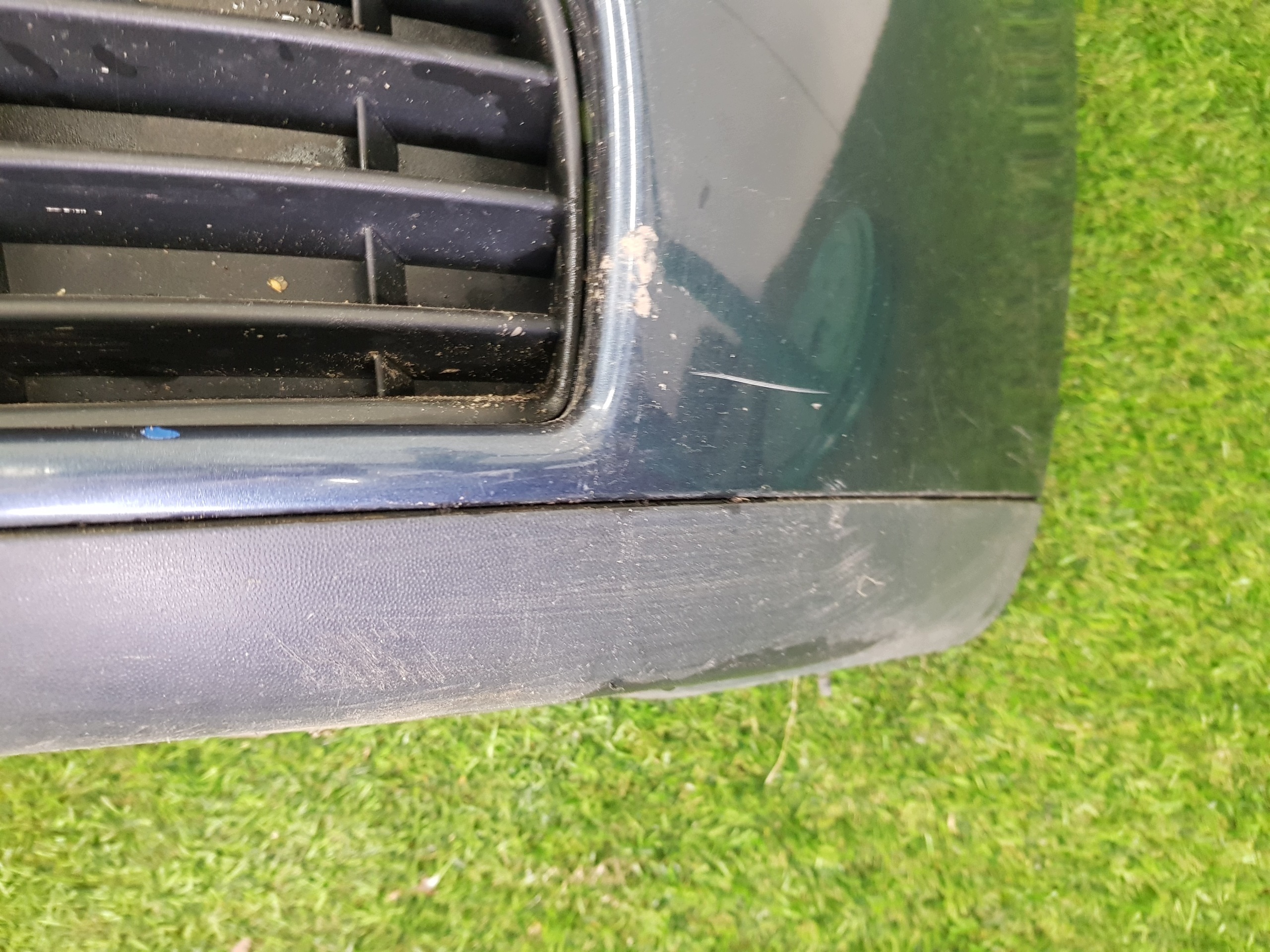 Stoßstange vorne vorne VOLKSWAGEN GOLF 5
