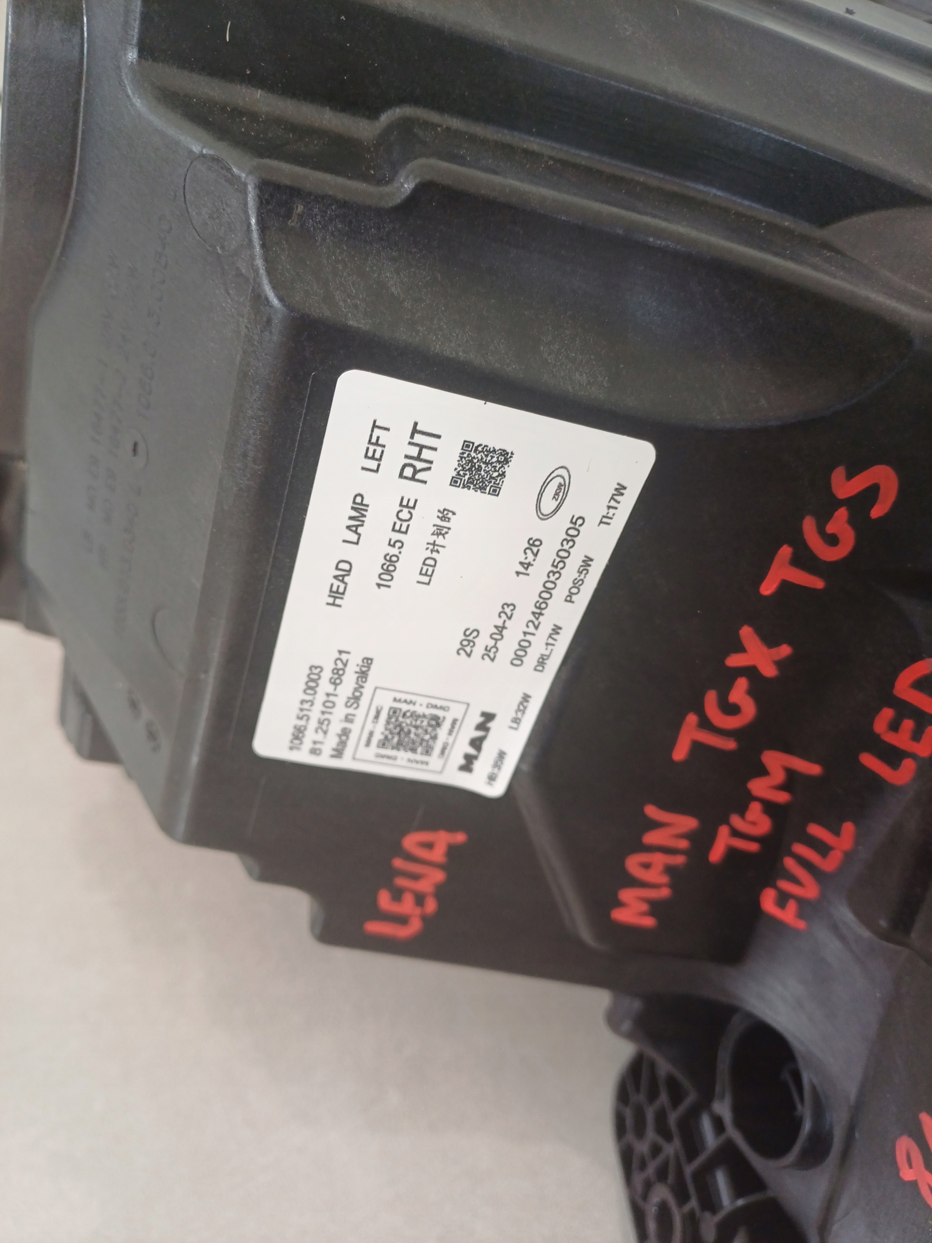 light left front front MAN TGX, TGS ,TGM FULLLED 8125101-6821