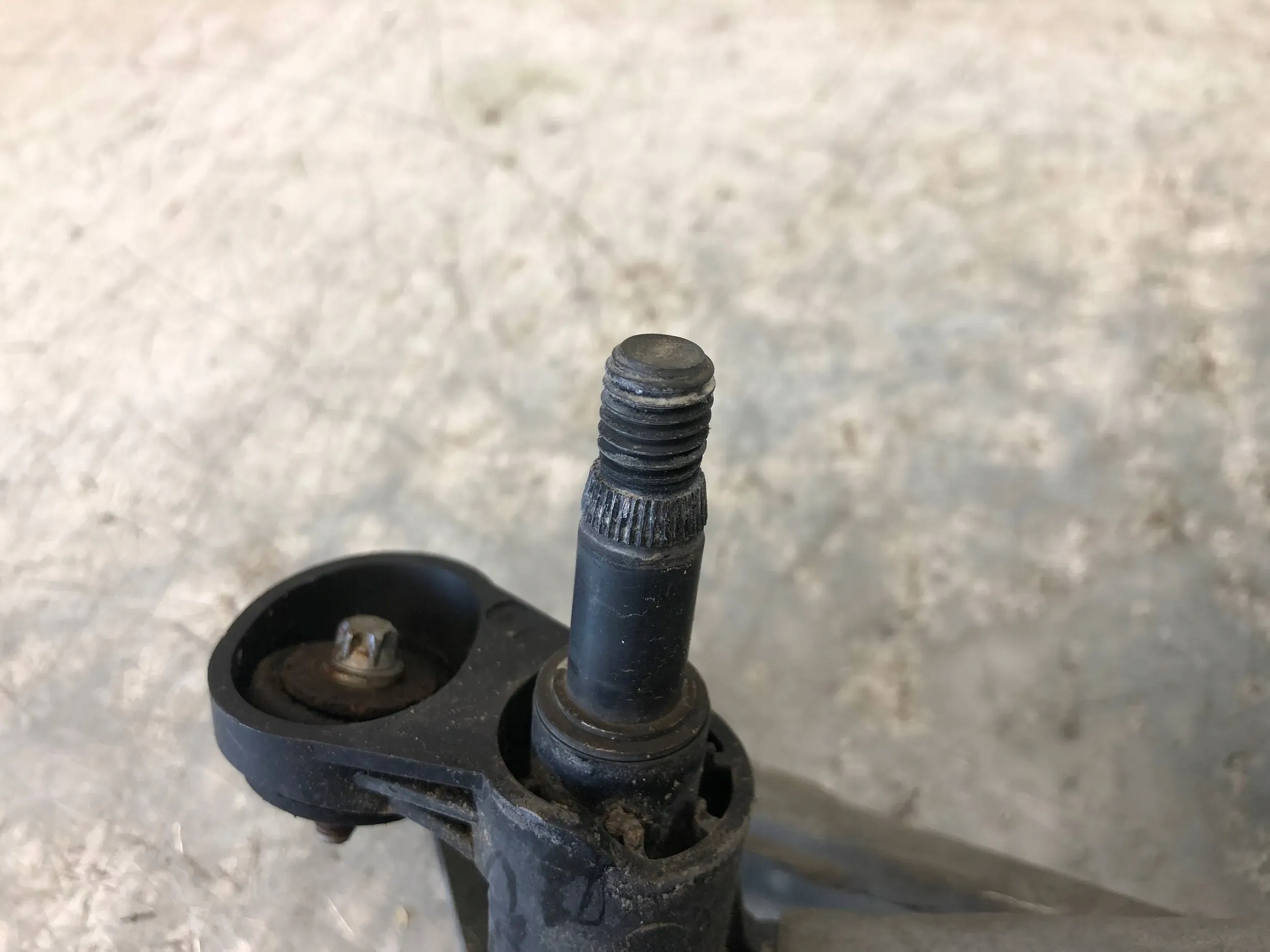 Wischergestänge OPEL ASTRA H 13111211