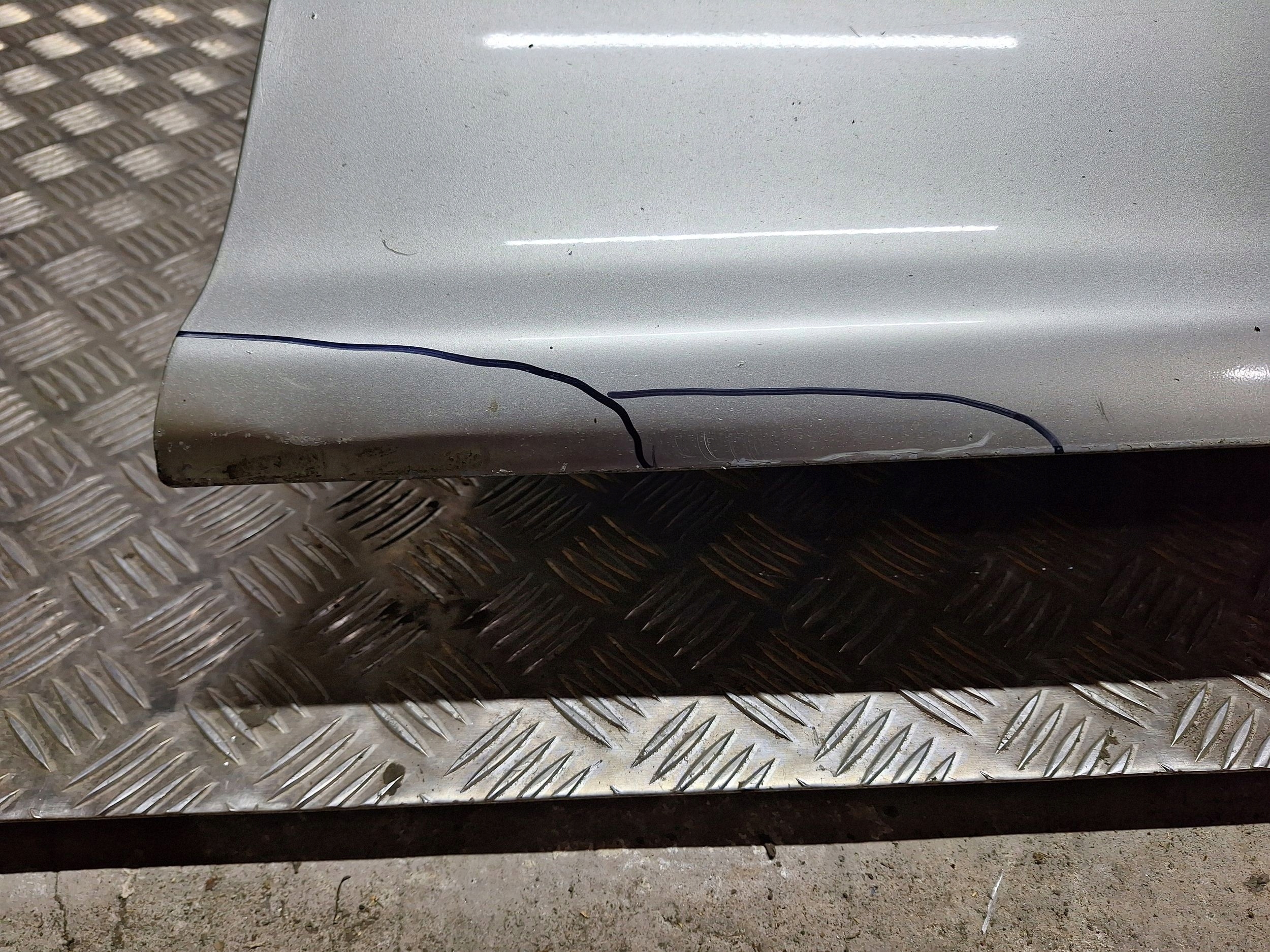 door right front LEXUS RX II 03-09 complete