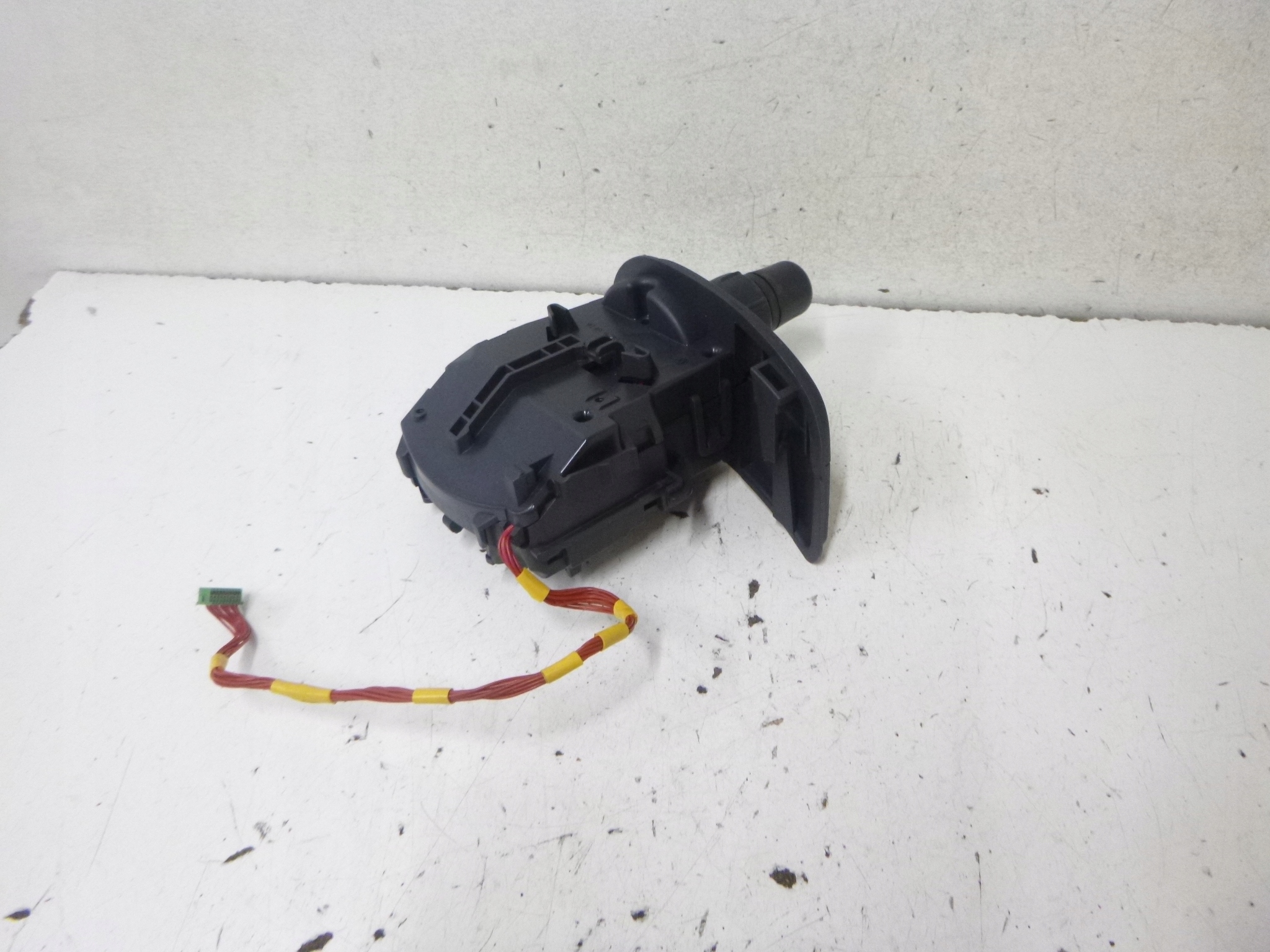 Manetka Indicateurs de direction Renault Modus 1.2 2005r. 88102002504