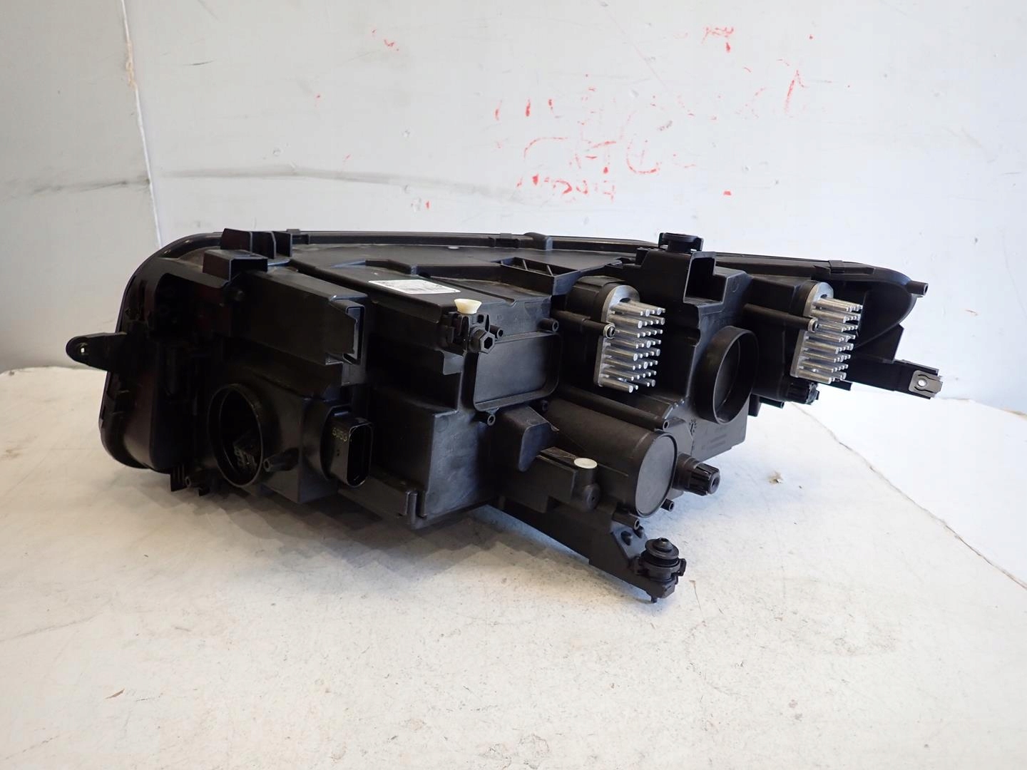 light front front right VW TIGUAN II LIFT 2020- FULL LED 5NB941082H