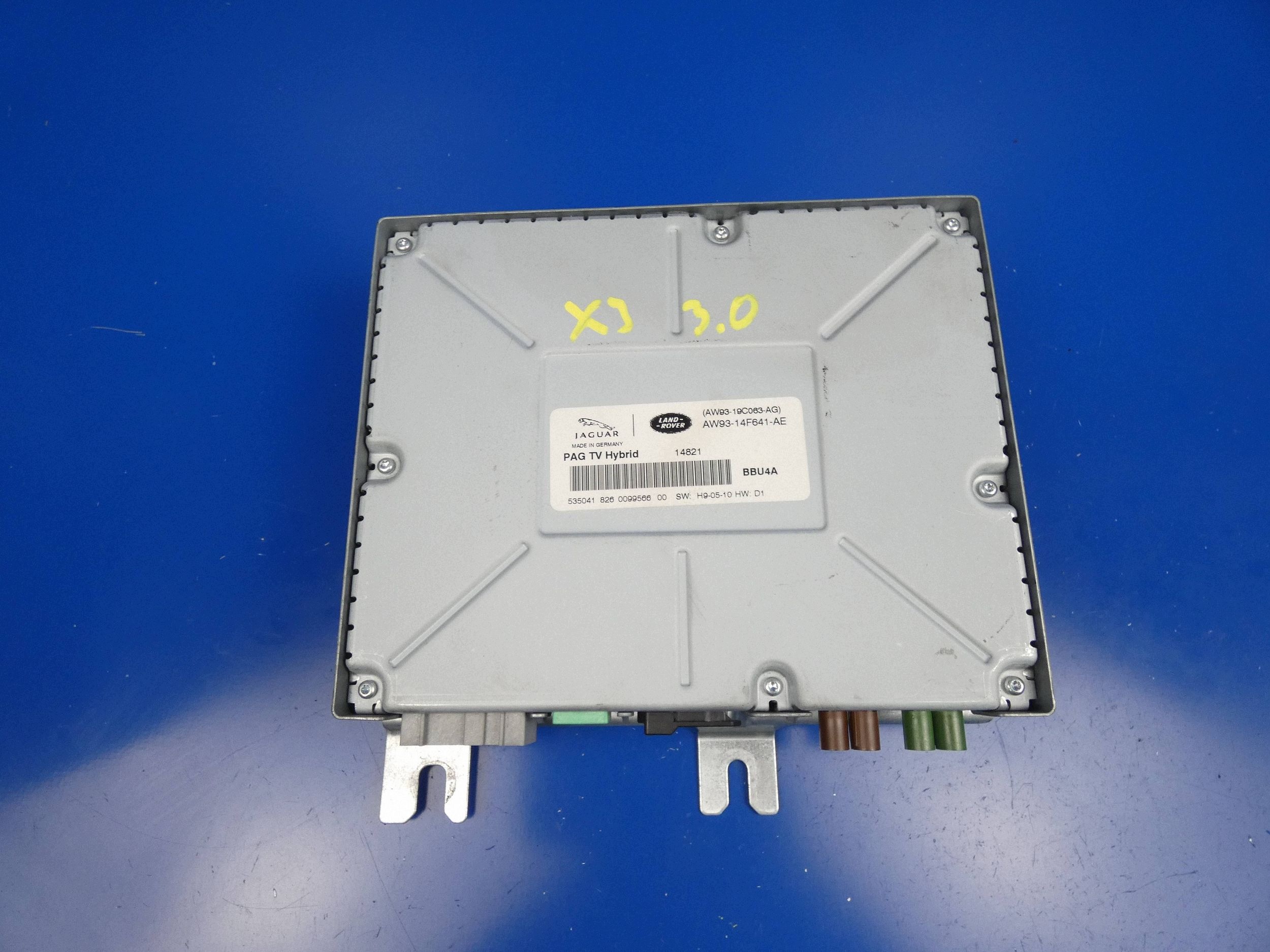 antenna amplifier Jaguar XJ X351 AW9319C063AG