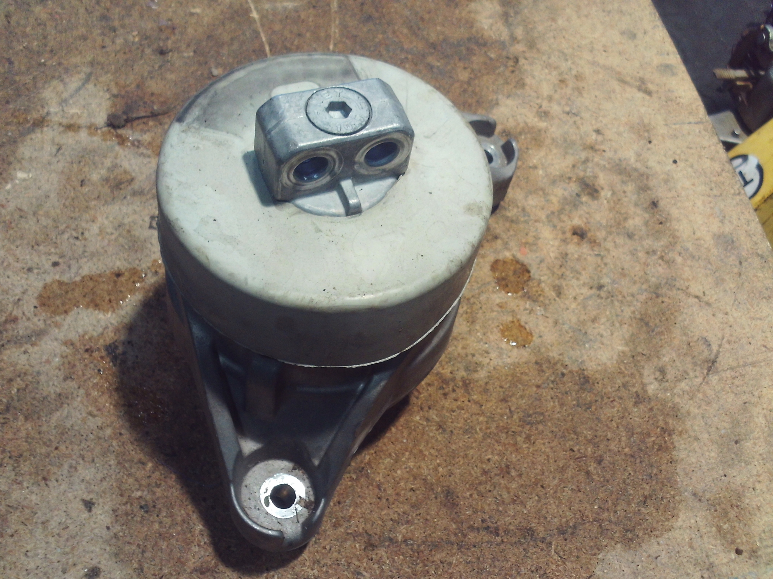 engine mount MERCEDES A2542402000