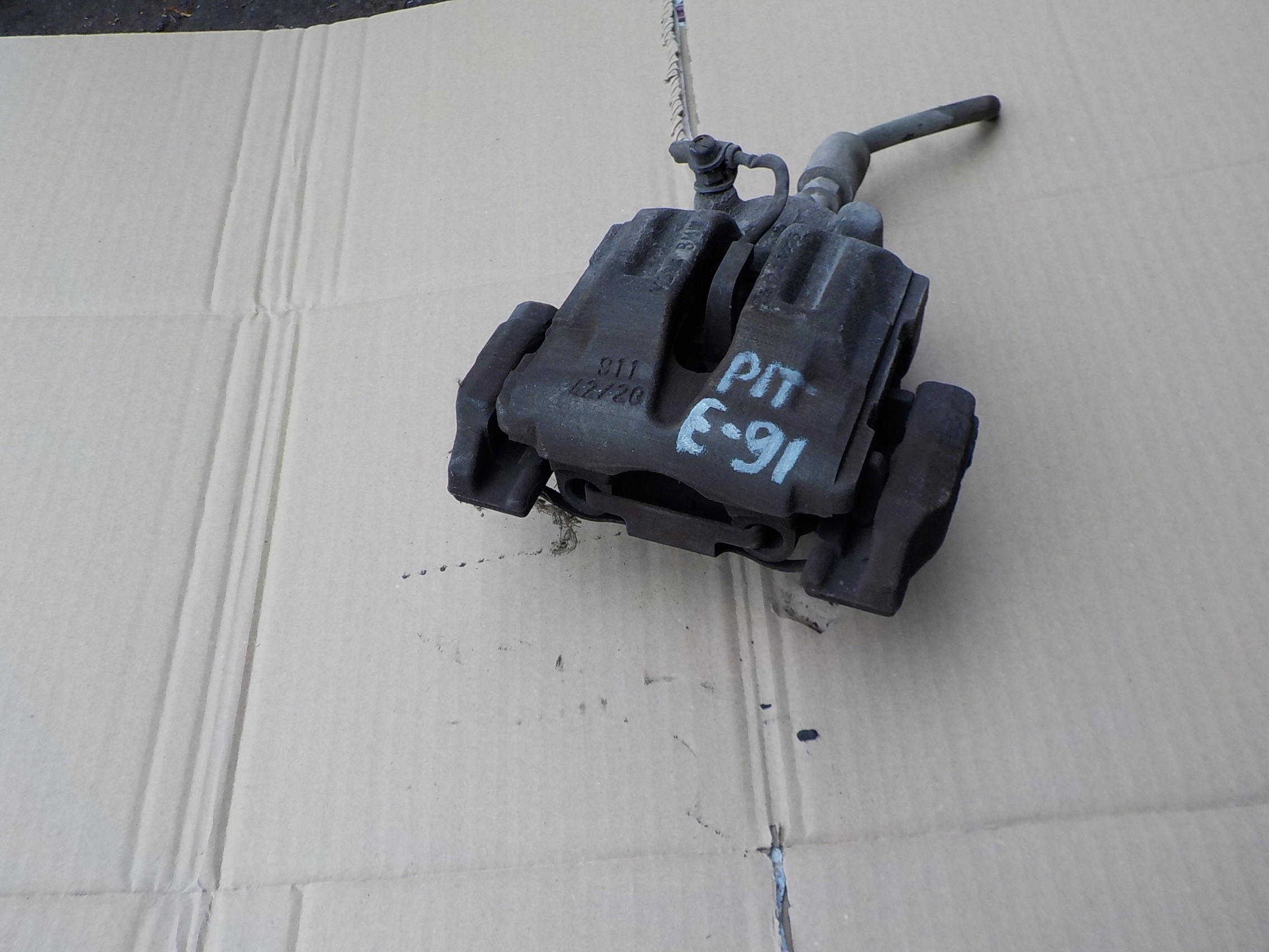 caliper brake right rear part bmw e90 2,0 D 2007r